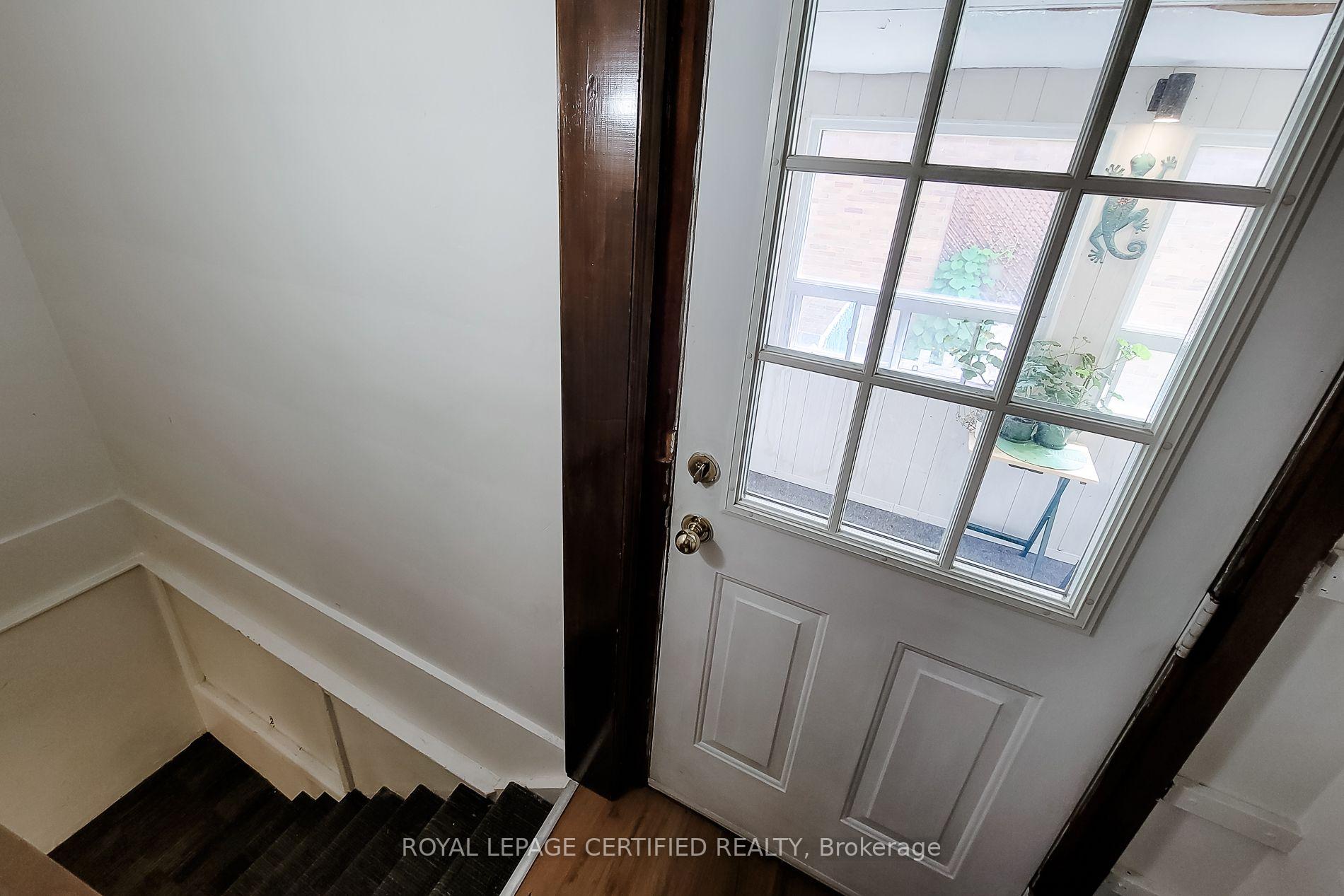 Photo 19 of 55 Garner Road, Hamilton, Ancaster — HOMEH