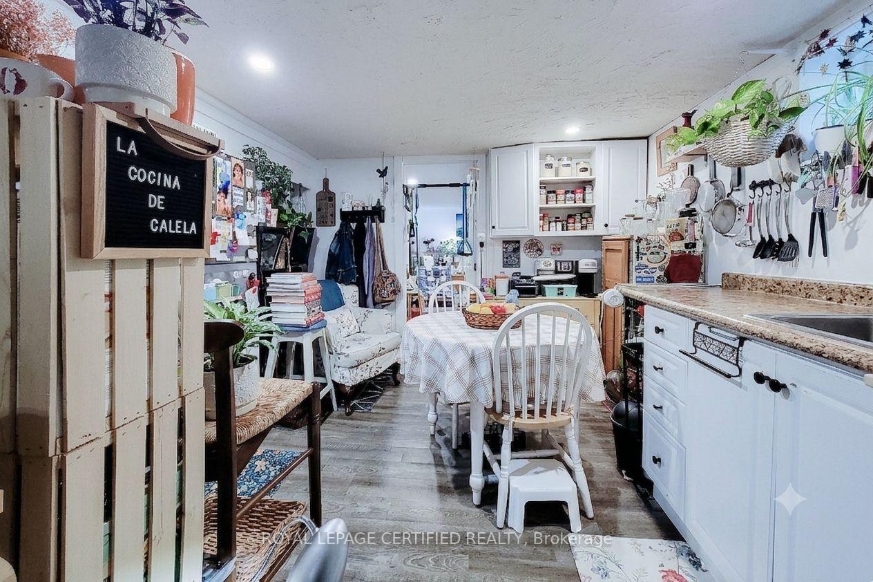 Photo 22 of 55 Garner Road, Hamilton, Ancaster — HOMEH