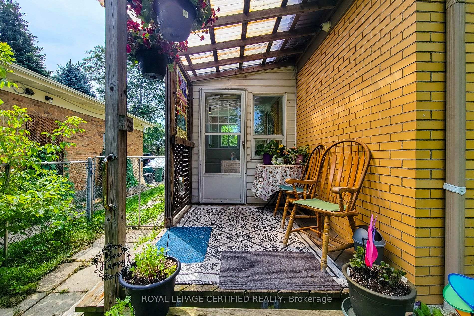 Photo 29 of 55 Garner Road, Hamilton, Ancaster — HOMEH