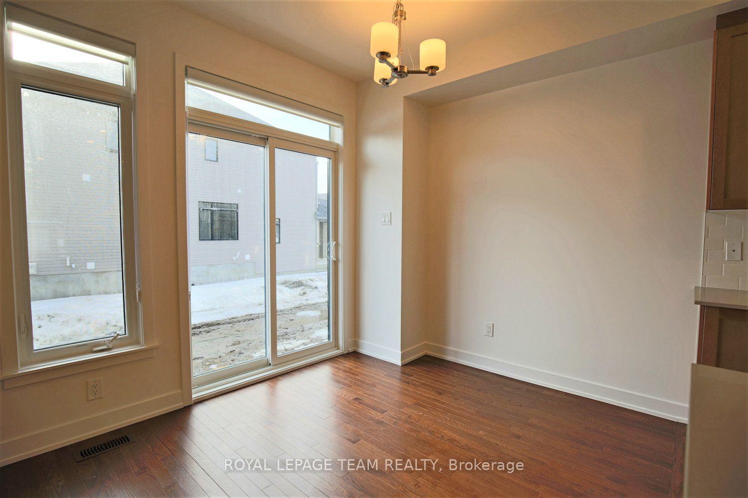 Photo 19 of 258 Monticello Avenue, Ottawa, Kanata - Emerald Meadows/Trailwest — HOMEH