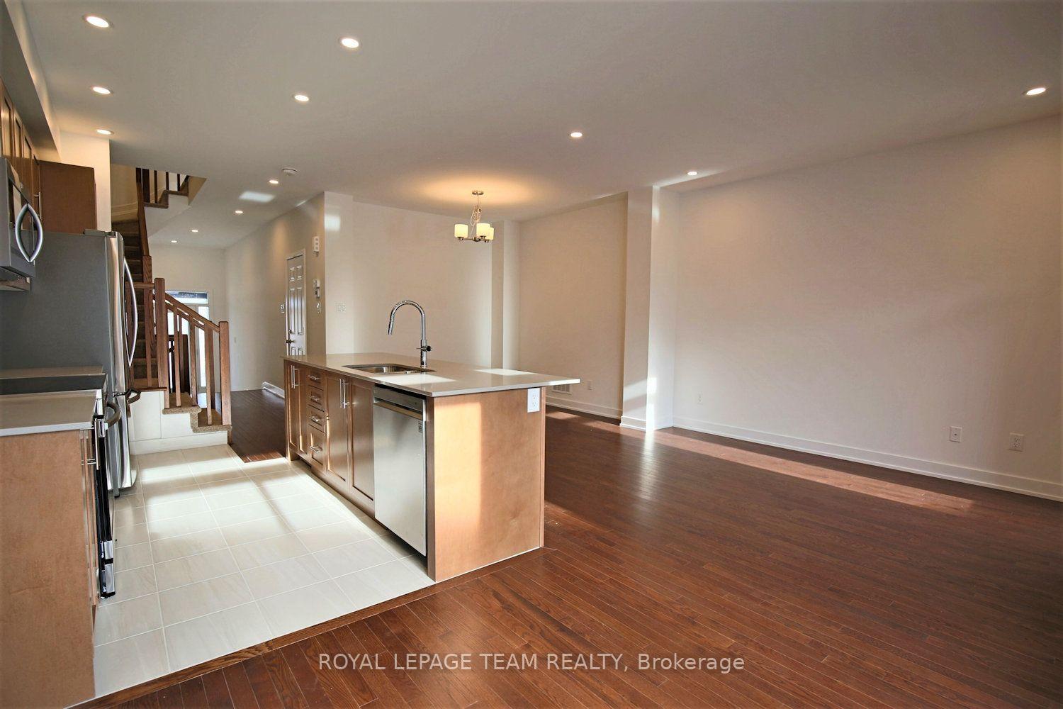 Photo 21 of 258 Monticello Avenue, Ottawa, Kanata - Emerald Meadows/Trailwest — HOMEH