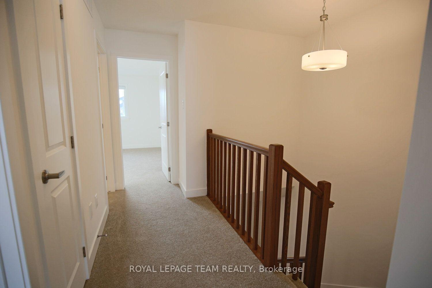 Photo 25 of 258 Monticello Avenue, Ottawa, Kanata - Emerald Meadows/Trailwest — HOMEH