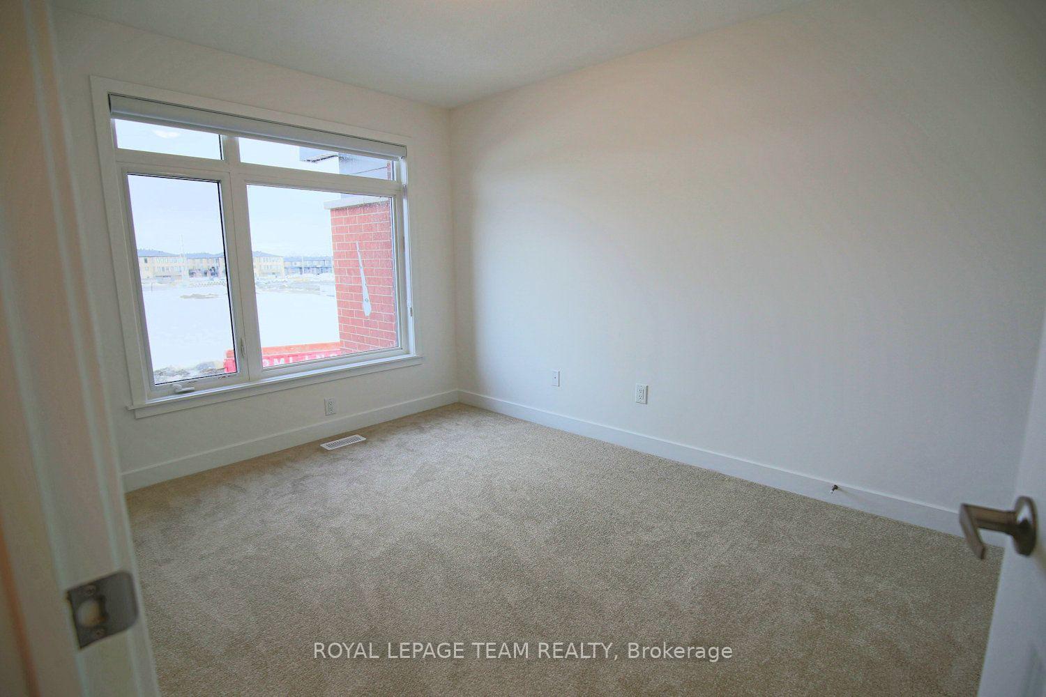 Photo 30 of 258 Monticello Avenue, Ottawa, Kanata - Emerald Meadows/Trailwest — HOMEH