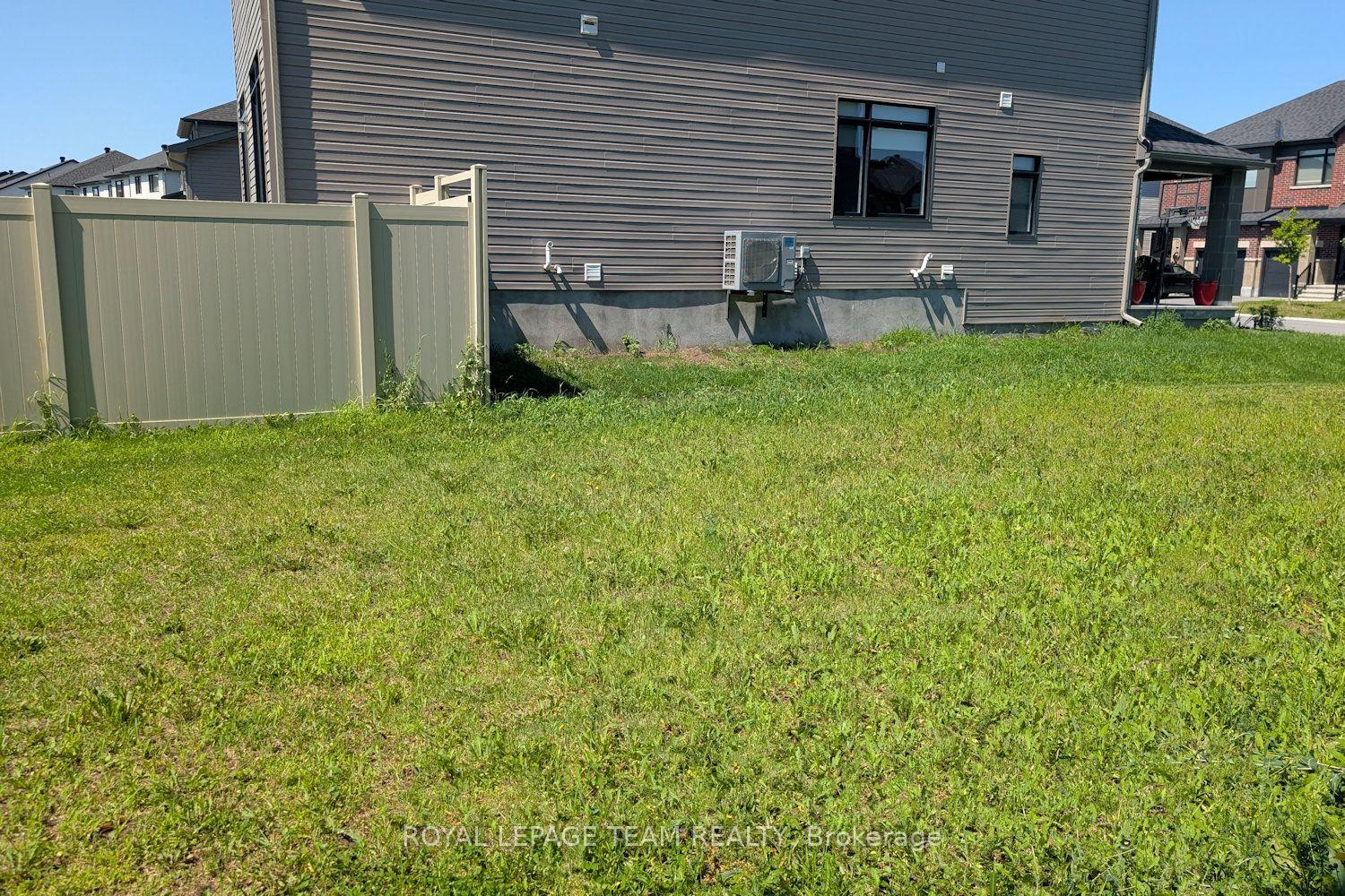 Photo 36 of 258 Monticello Avenue, Ottawa, Kanata - Emerald Meadows/Trailwest — HOMEH