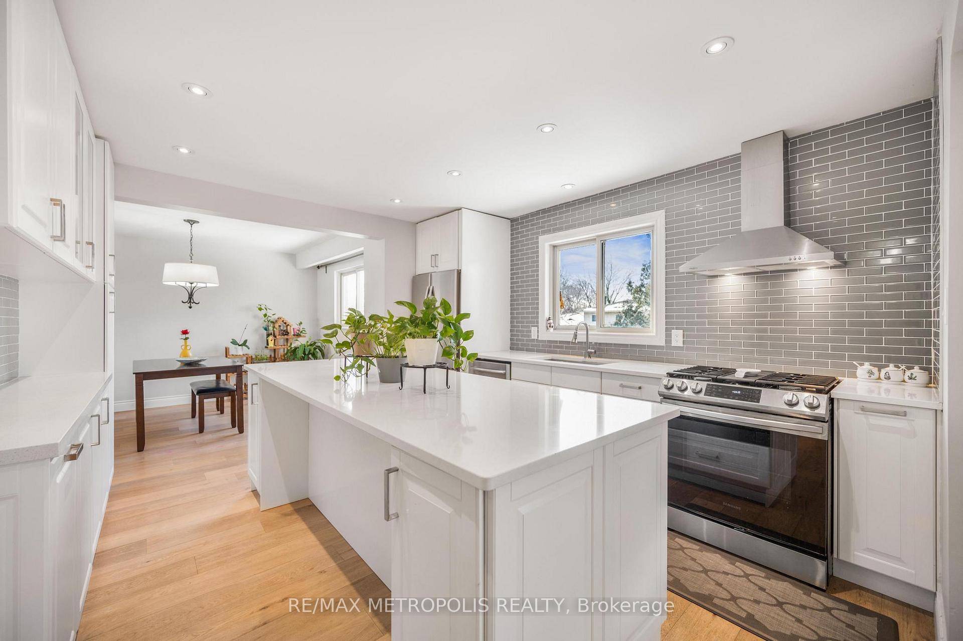 Photo 4 of Unit Main, 57 Calder Crescent, Whitby, Pringle Creek — HOMEH