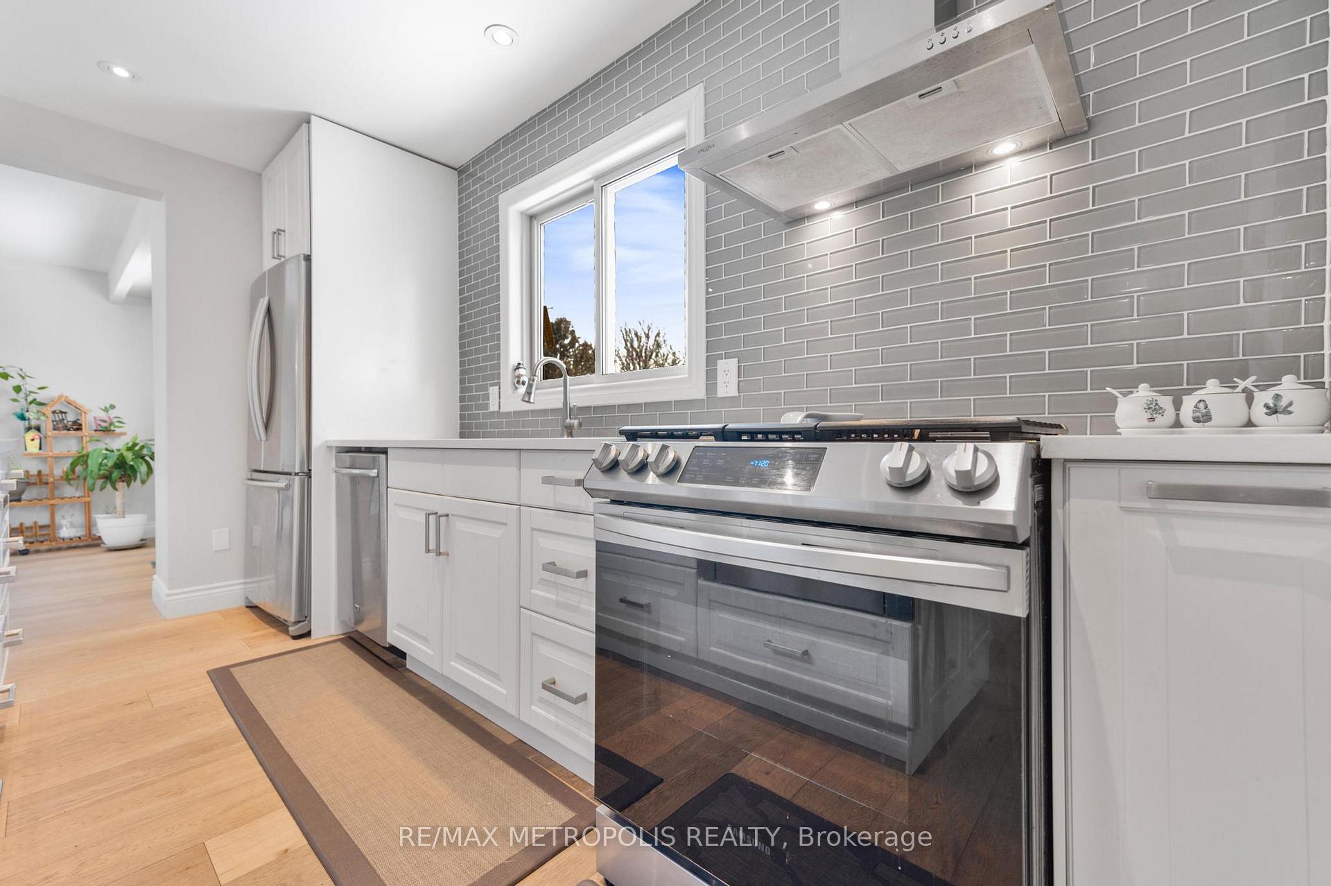 Photo 6 of Unit Main, 57 Calder Crescent, Whitby, Pringle Creek — HOMEH
