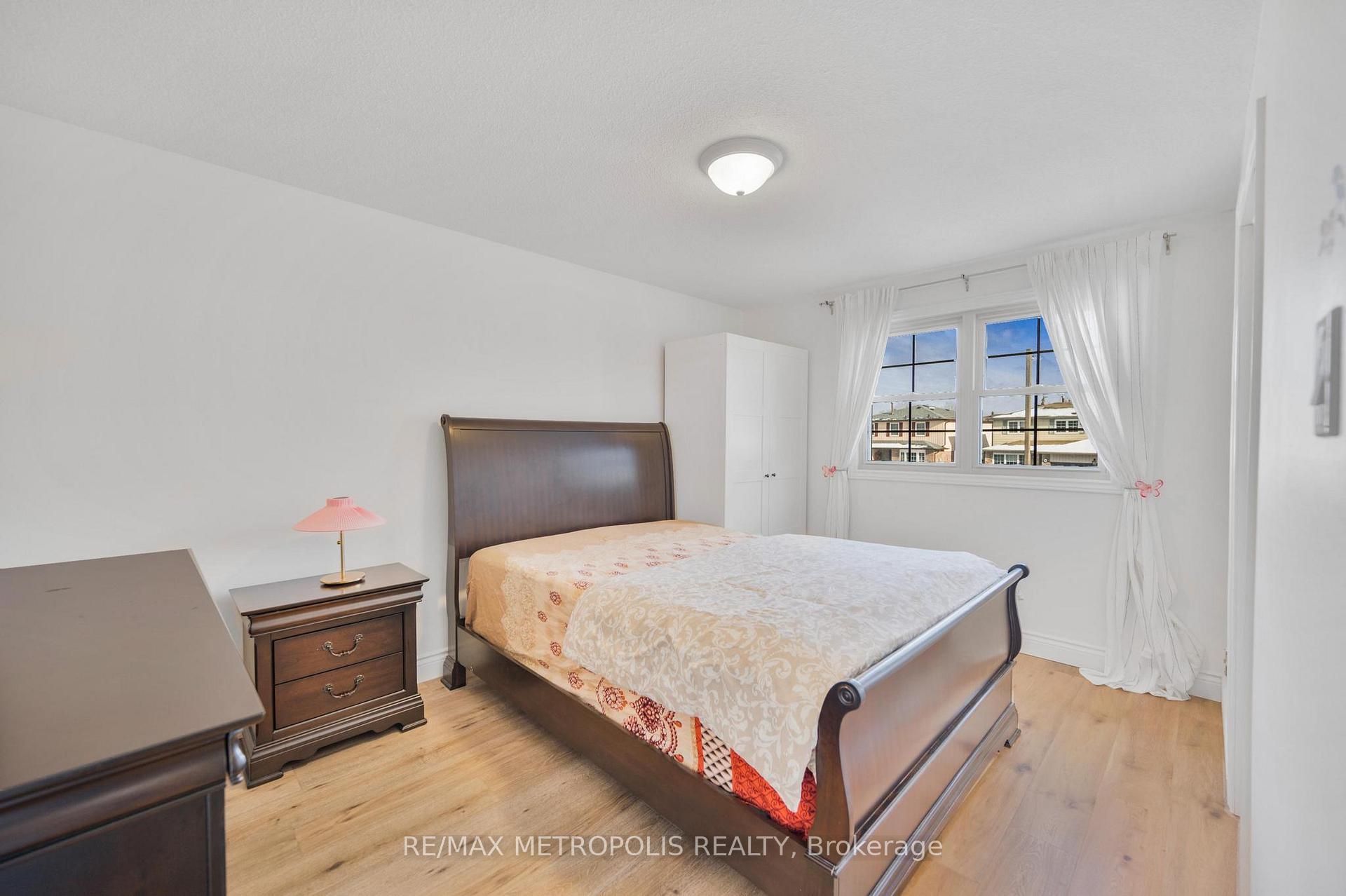 Photo 11 of Unit Main, 57 Calder Crescent, Whitby, Pringle Creek — HOMEH