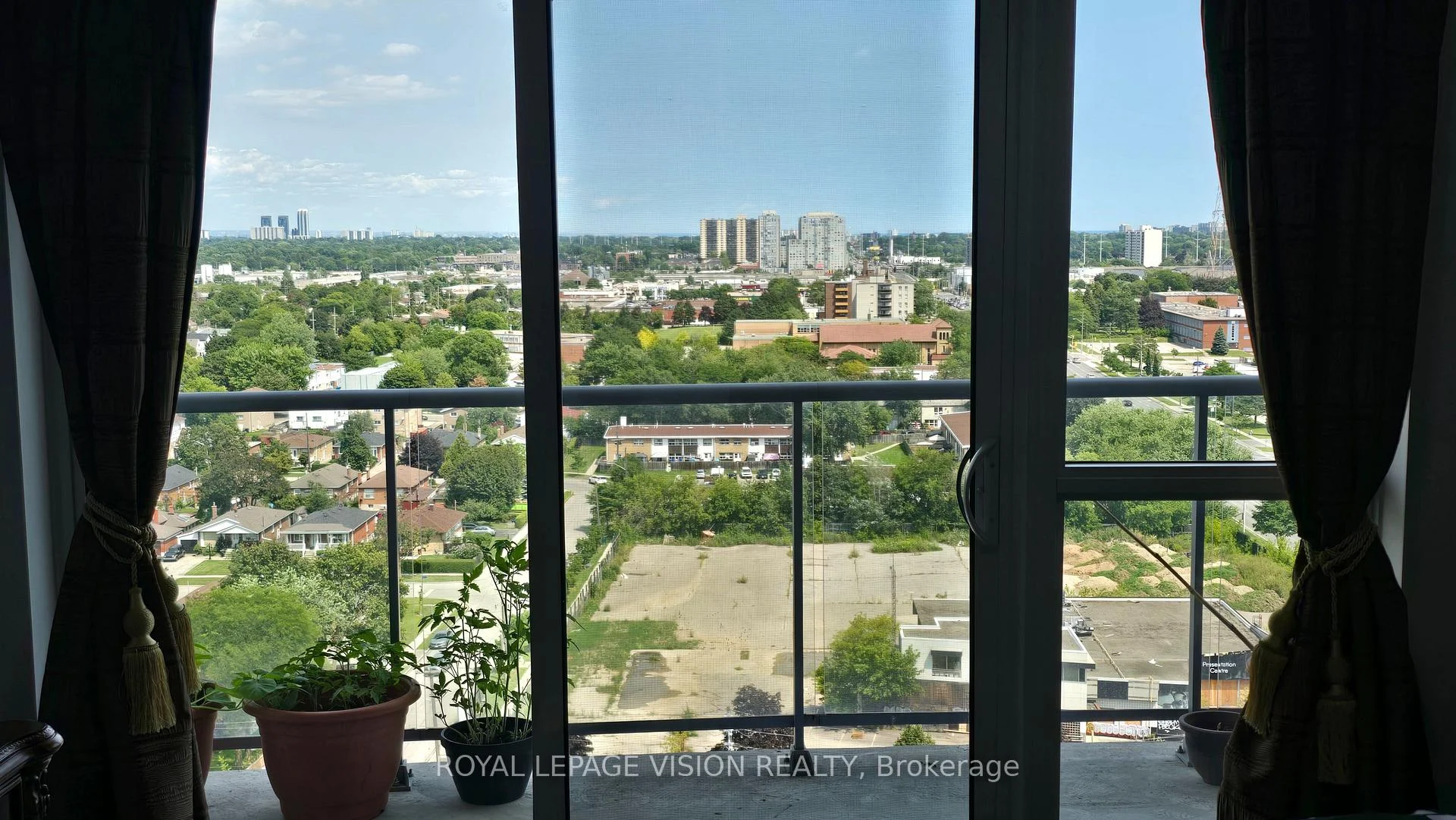 Photo 9 of Unit 1812, 2150 Lawrence Avenue E, Scarborough, Wexford-Maryvale — HOMEH