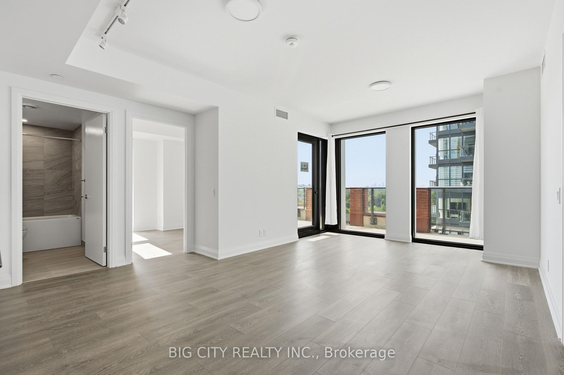 Photo 12 of Unit 904, 25 Frederick Todd Way, Toronto, Thorncliffe Park — HOMEH