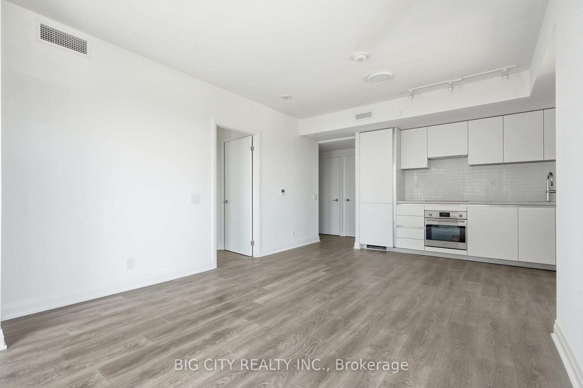 Photo 21 of Unit 904, 25 Frederick Todd Way, Toronto, Thorncliffe Park — HOMEH