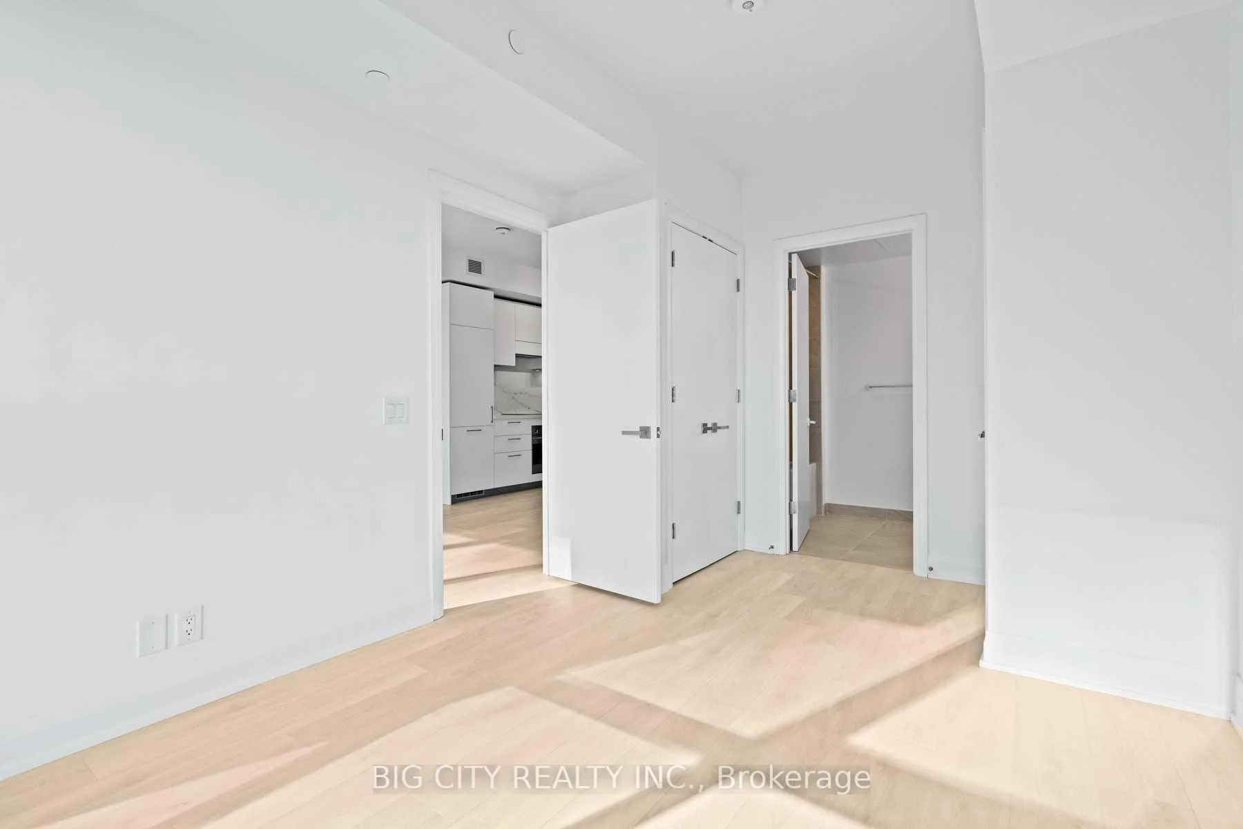 Photo 26 of Unit 904, 25 Frederick Todd Way, Toronto, Thorncliffe Park — HOMEH