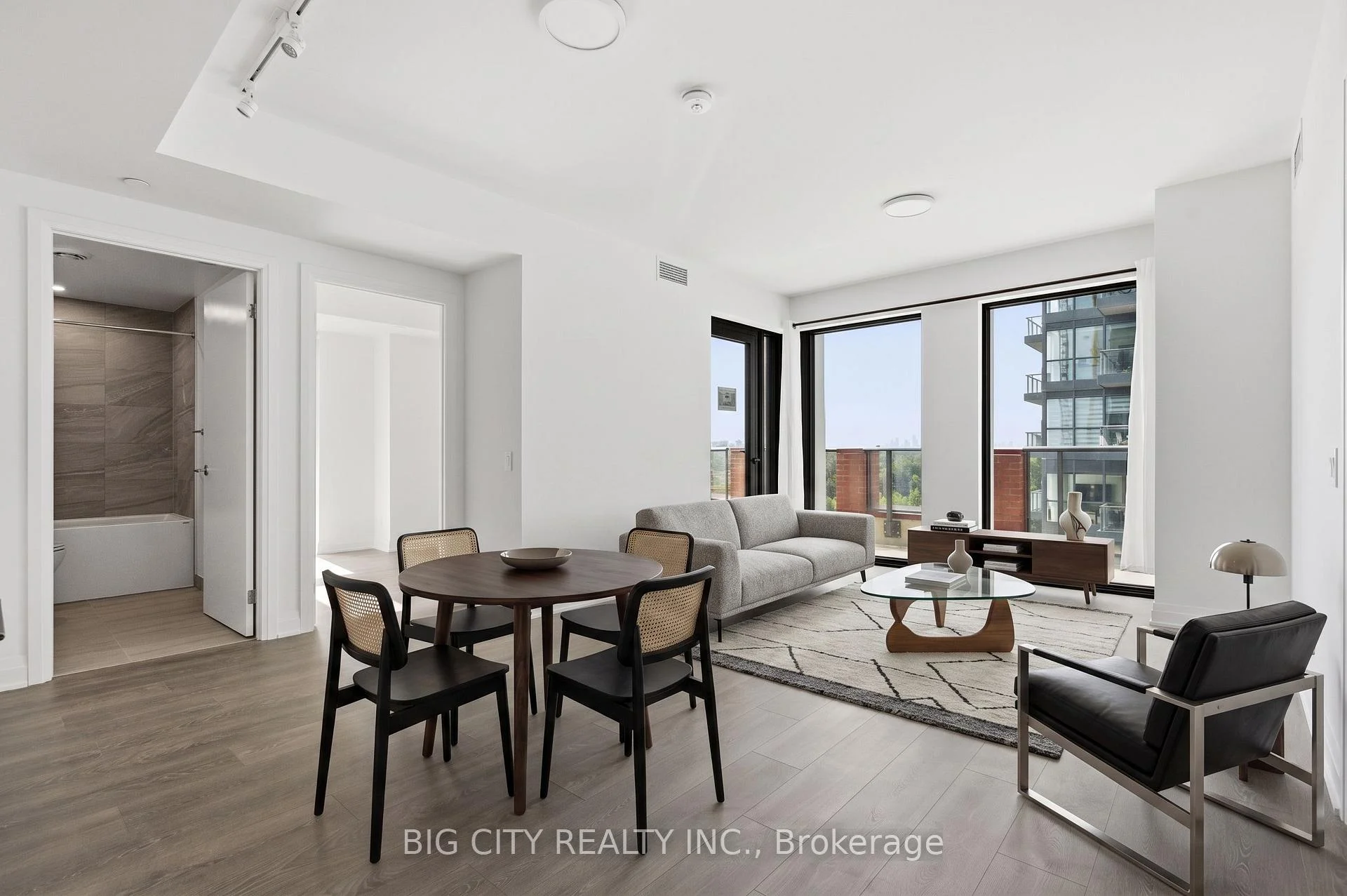 Photo 1 of Unit 904, 25 Frederick Todd Way, Toronto, Thorncliffe Park — HOMEH