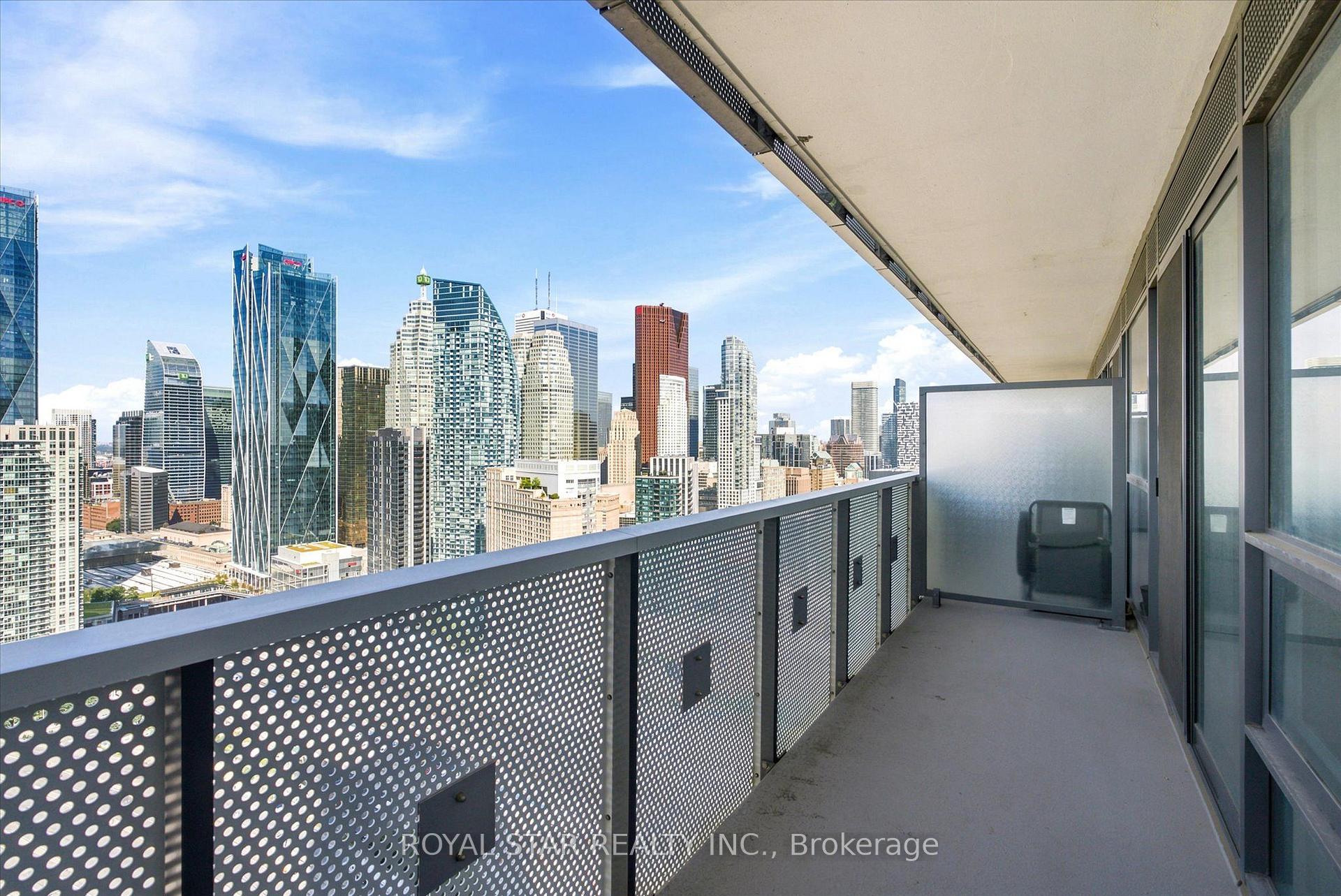 Photo 25 of Unit 4015, 55 Cooper Street, Toronto, Waterfront Communities — HOMEH