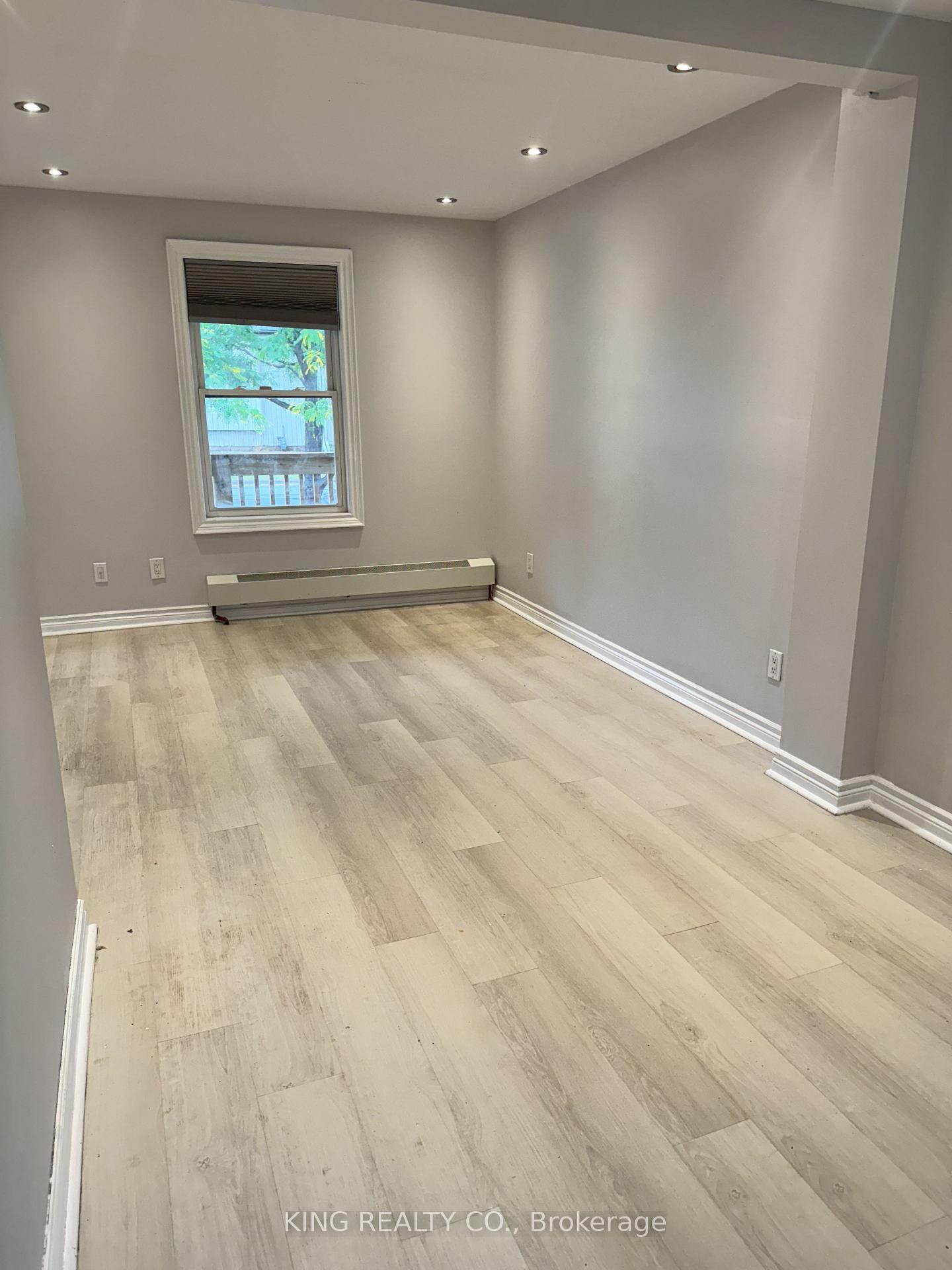 Photo 3 of 57 Russell Avenue, St. Catharines, Downtown — HOMEH