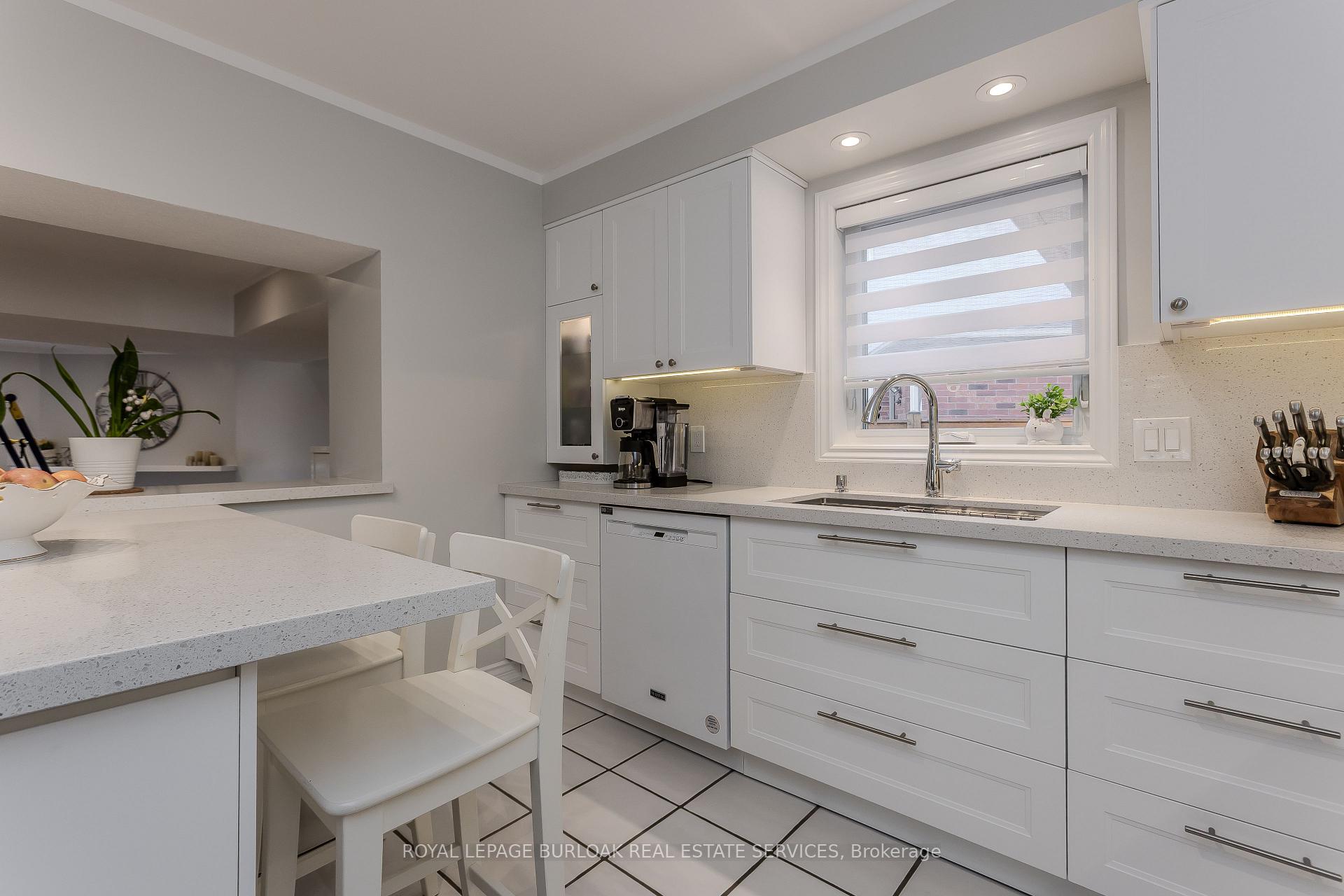 Photo 19 of 209 Portage Lane, Hamilton, Rural Glanbrook — HOMEH