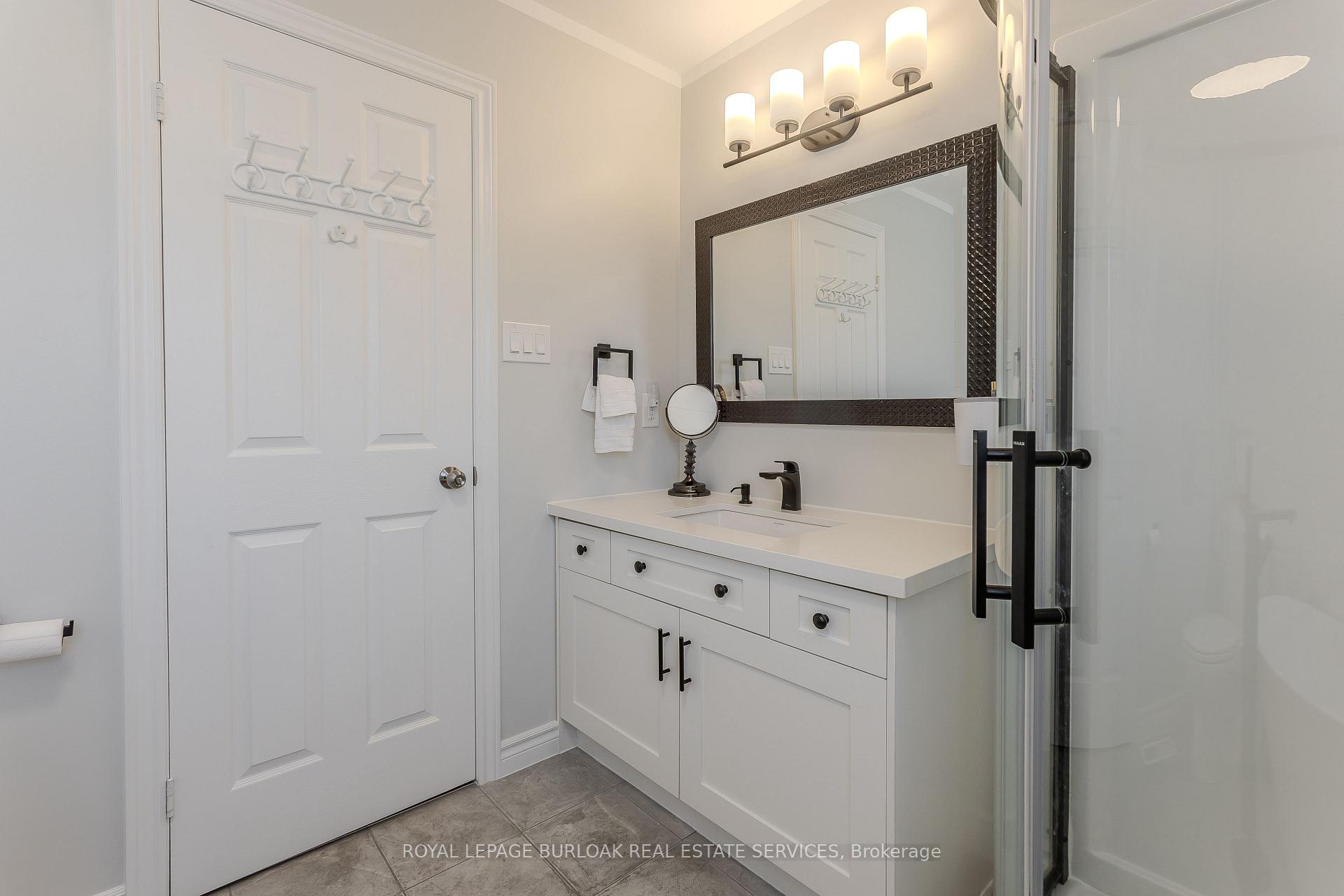 Photo 27 of 209 Portage Lane, Hamilton, Rural Glanbrook — HOMEH