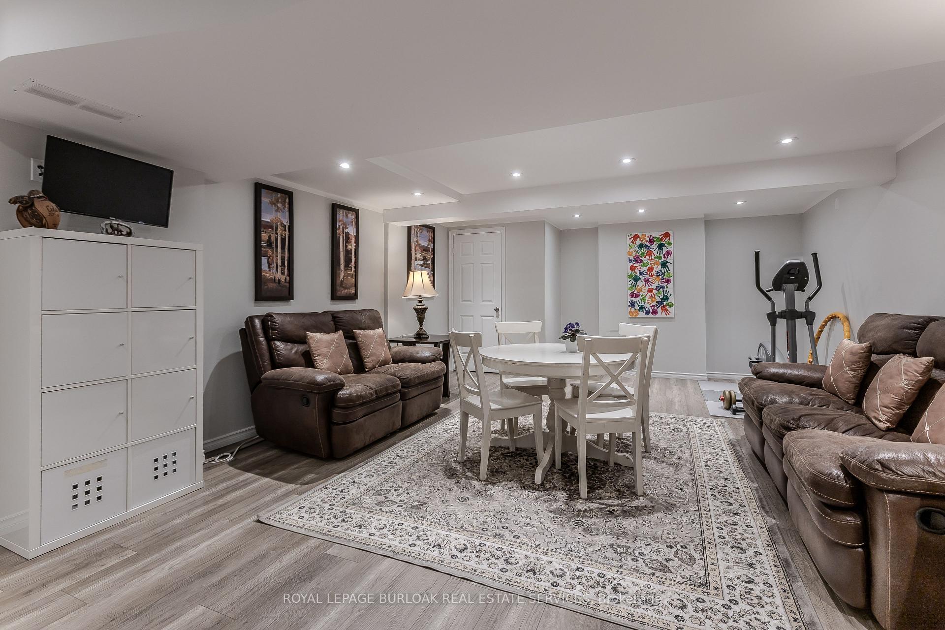 Photo 42 of 209 Portage Lane, Hamilton, Rural Glanbrook — HOMEH