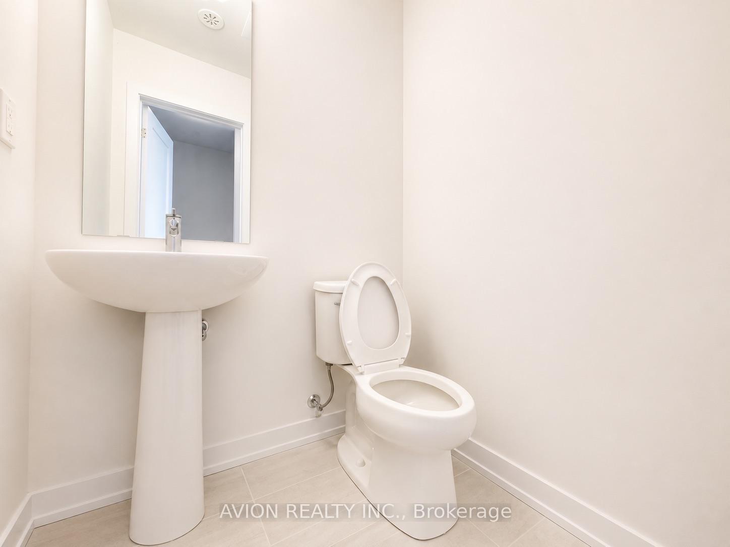 Photo 8 of Unit Q22, 25 Palace Street, Kitchener, Laurentian Hills — HOMEH