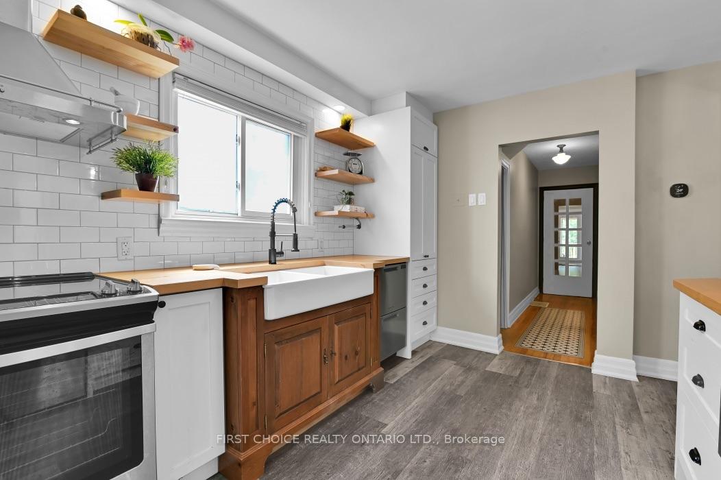 Photo 8 of 9 Huron Avenue, Ottawa, Ottawa West — HOMEH