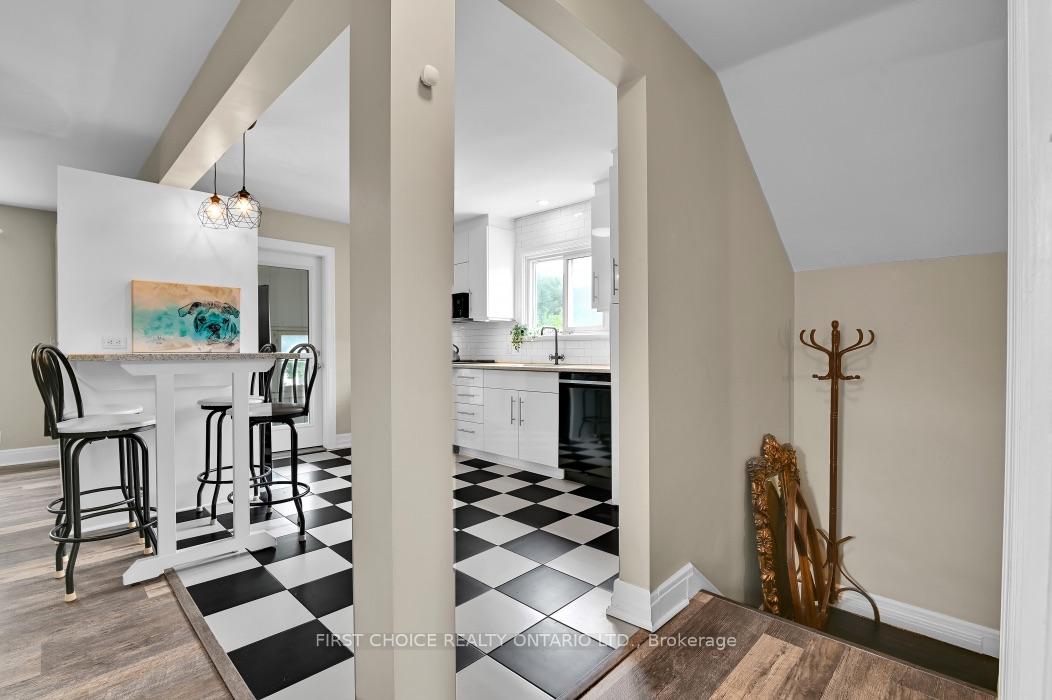 Photo 15 of 9 Huron Avenue, Ottawa, Ottawa West — HOMEH