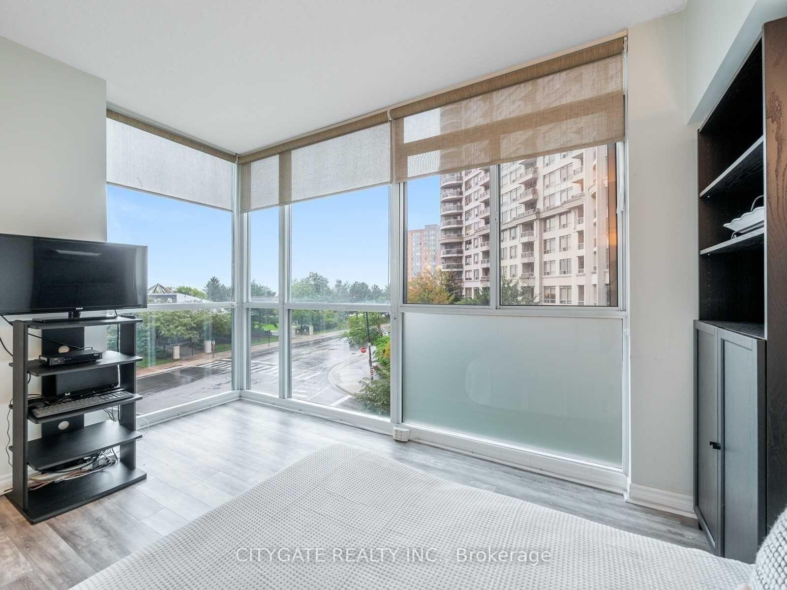 Photo 7 of Unit 314, 225 Webb Drive, Mississauga, City Centre — HOMEH