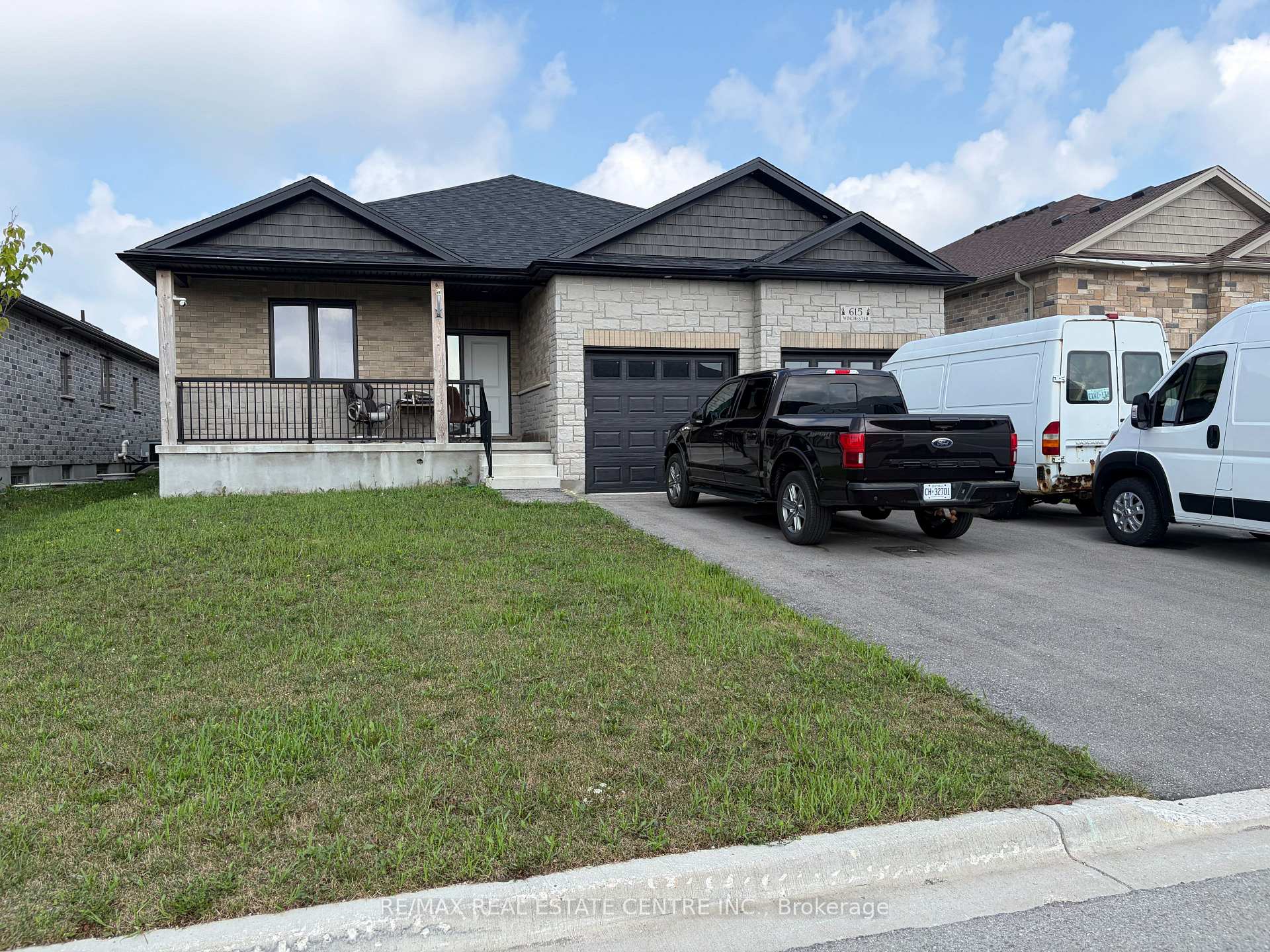 Photo 3 of 615 Winchester Avenue S, North Perth, Listowel — HOMEH