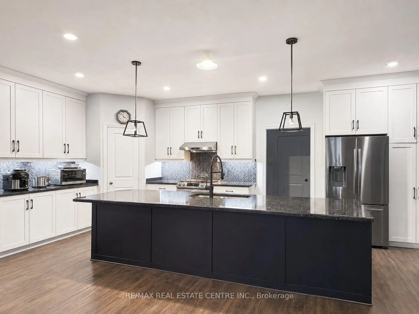 Photo 5 of 615 Winchester Avenue S, North Perth, Listowel — HOMEH