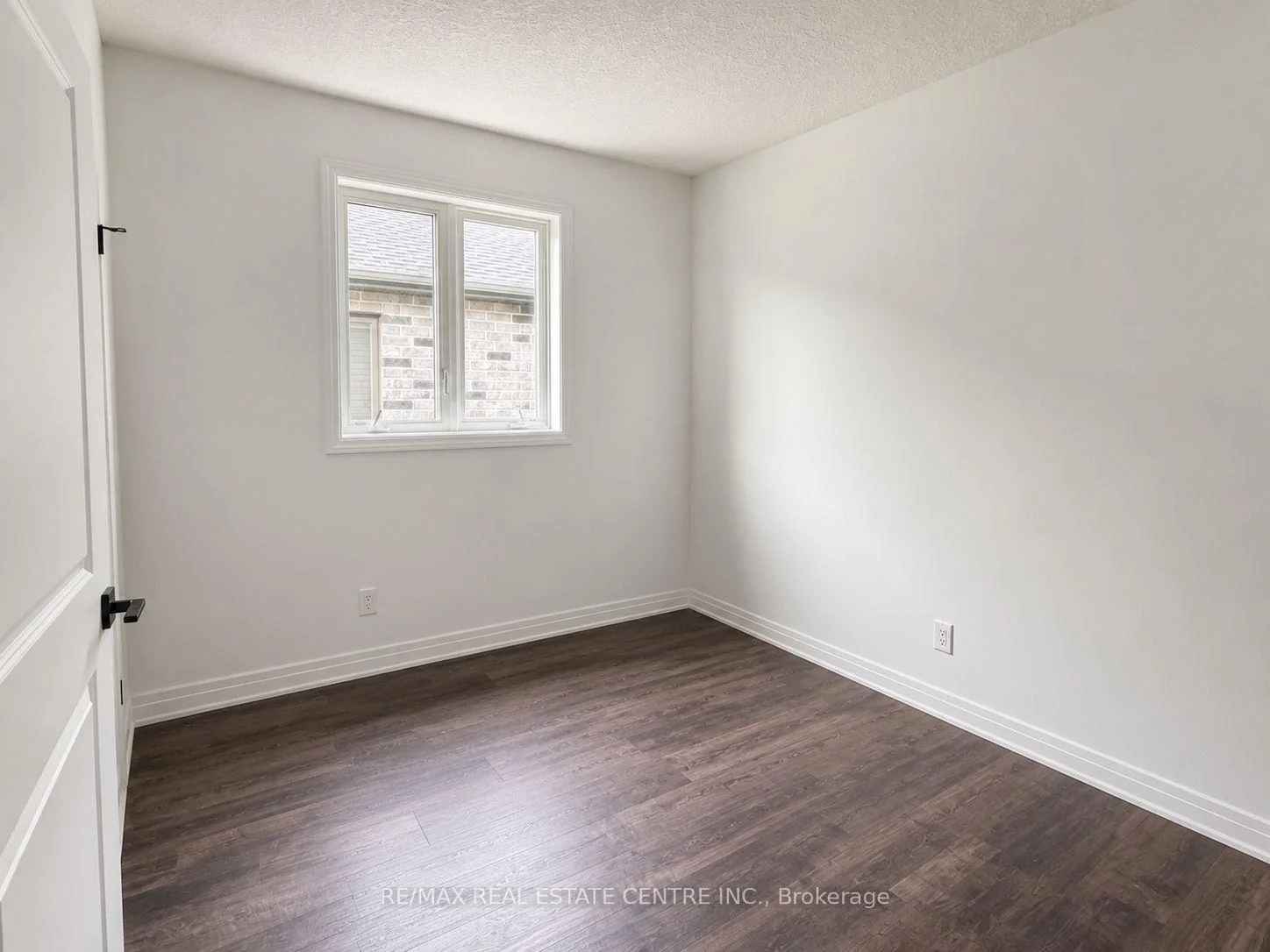 Photo 7 of 615 Winchester Avenue S, North Perth, Listowel — HOMEH