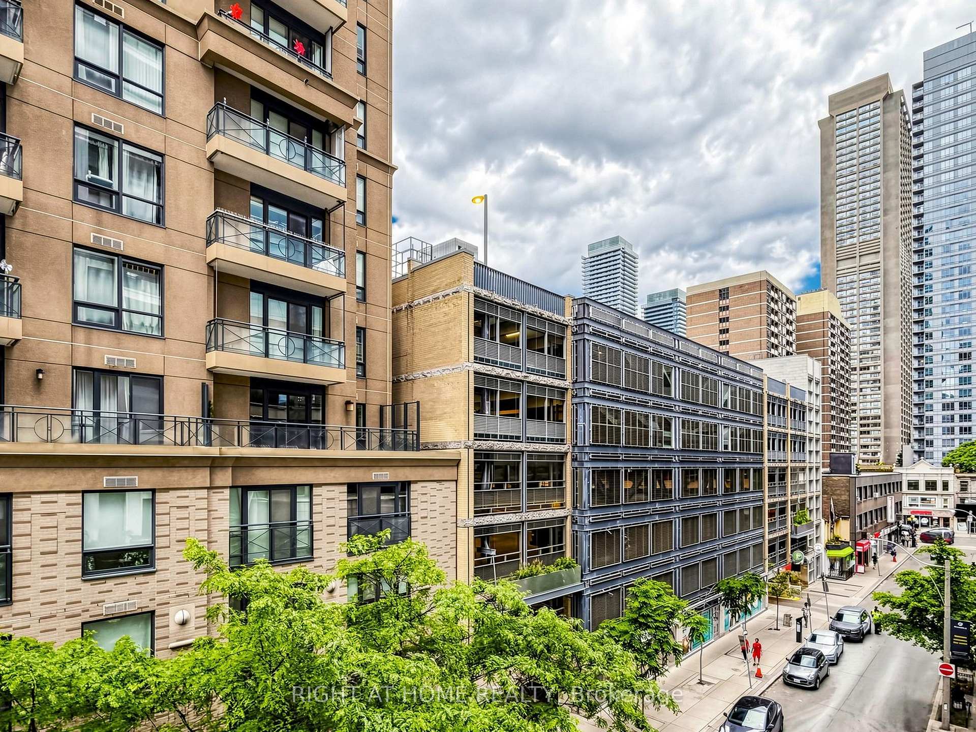 Photo 28 of Unit 404, 30 Hayden Street, Toronto, Church-Yonge Corridor — HOMEH