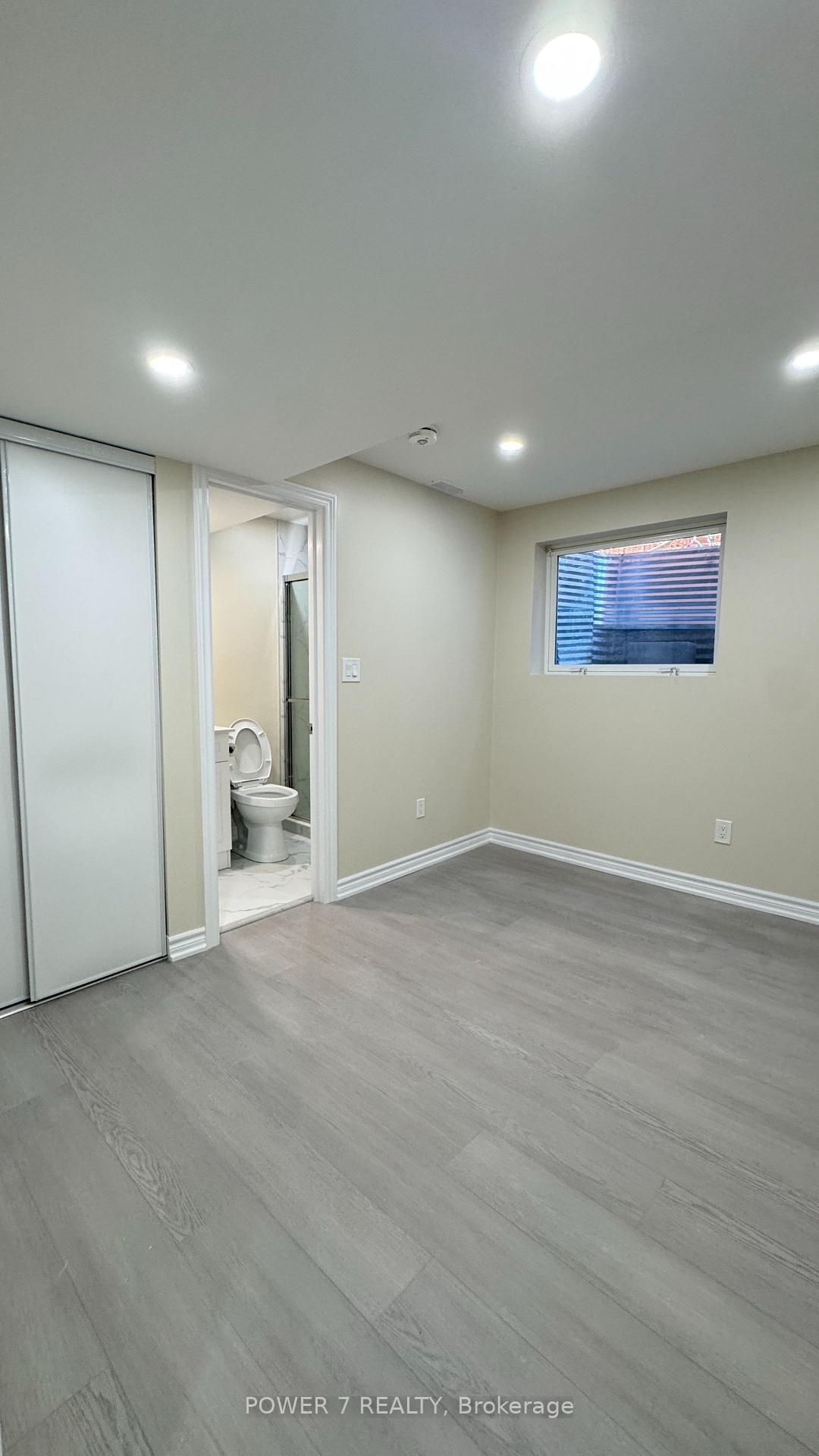 Photo 6 of Unit (Basement), 35 Joycedale Street, Markham, Middlefield — HOMEH