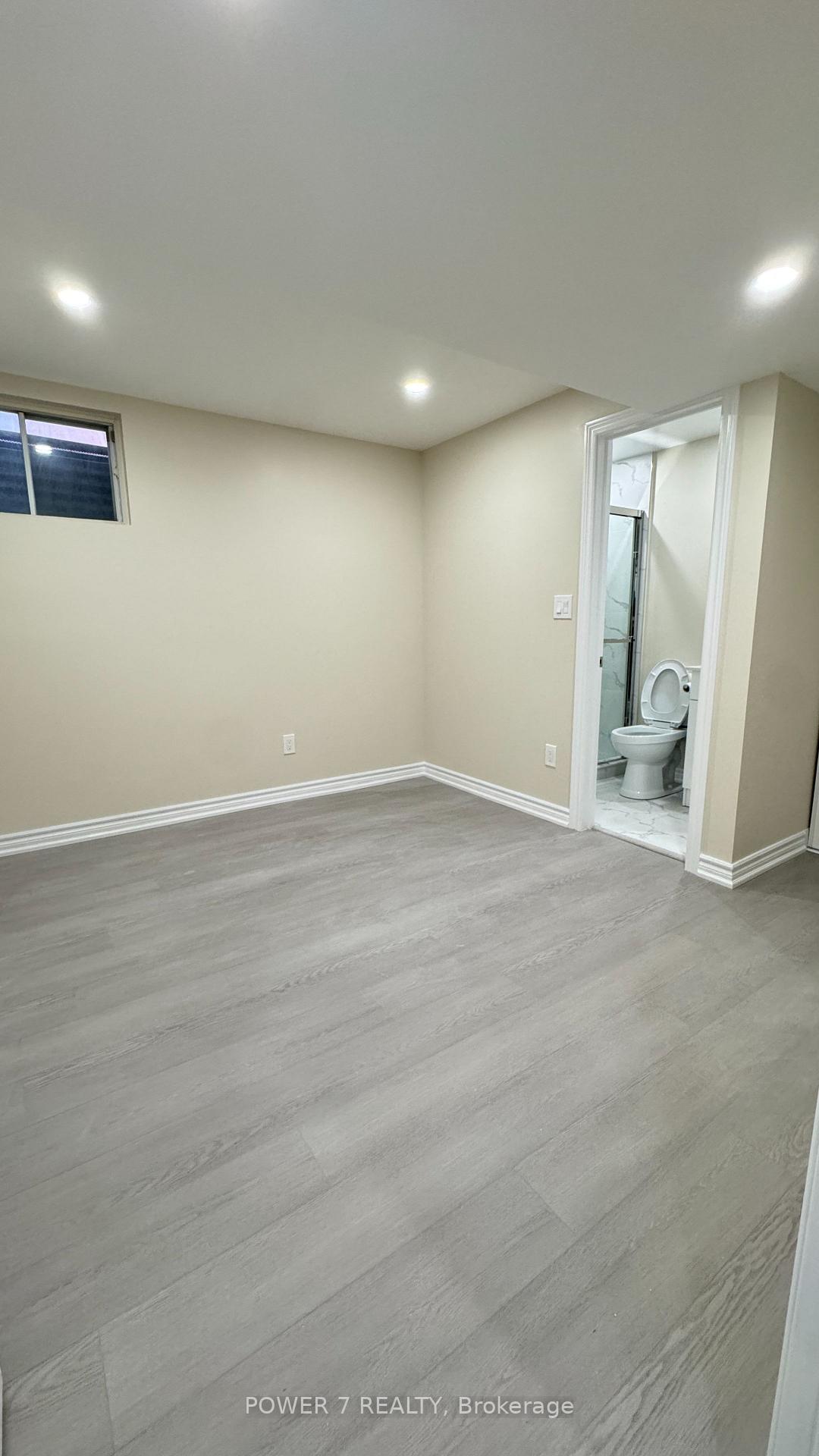 Photo 7 of Unit (Basement), 35 Joycedale Street, Markham, Middlefield — HOMEH