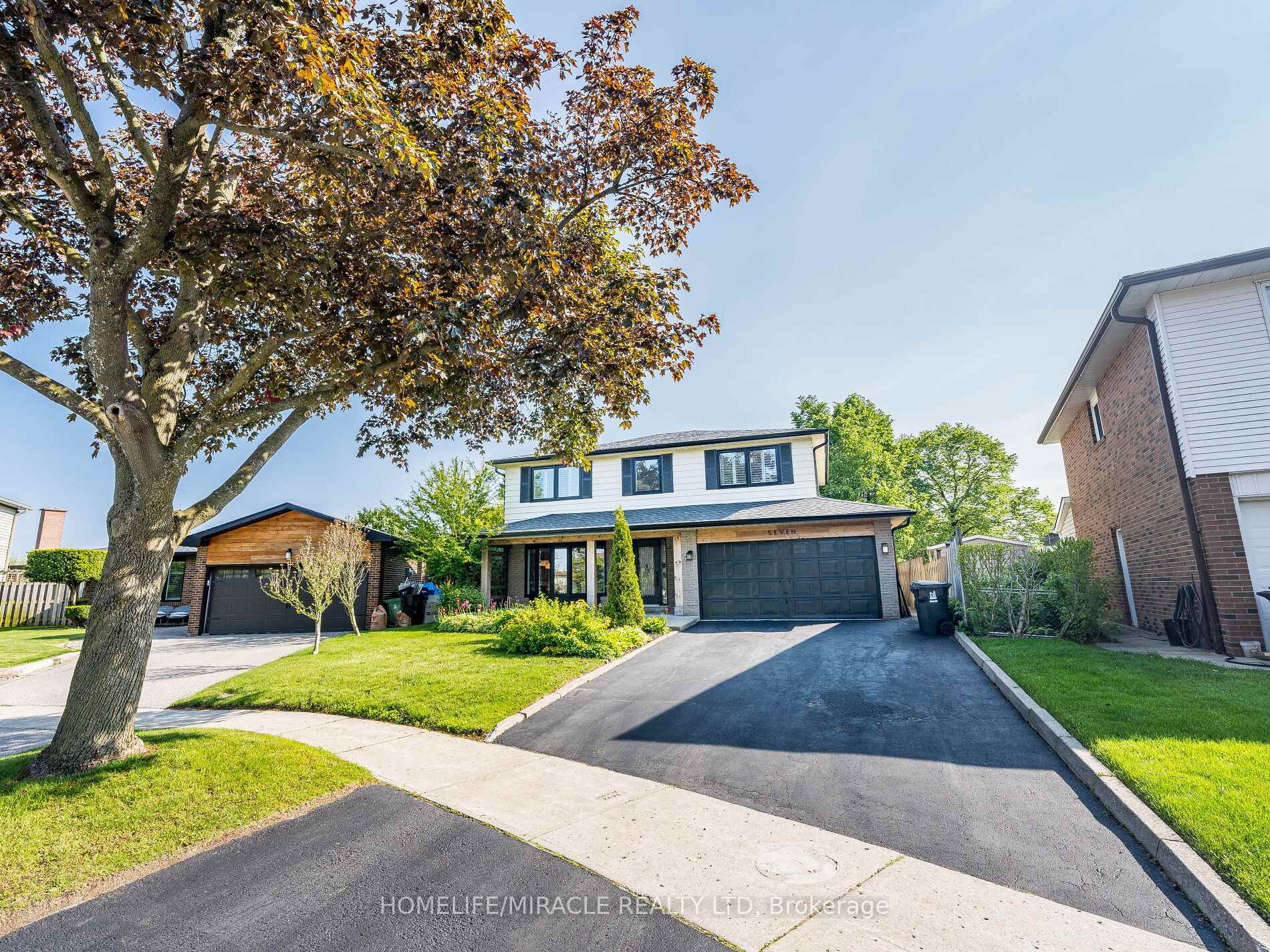 Photo of 7 Chapais Crescent