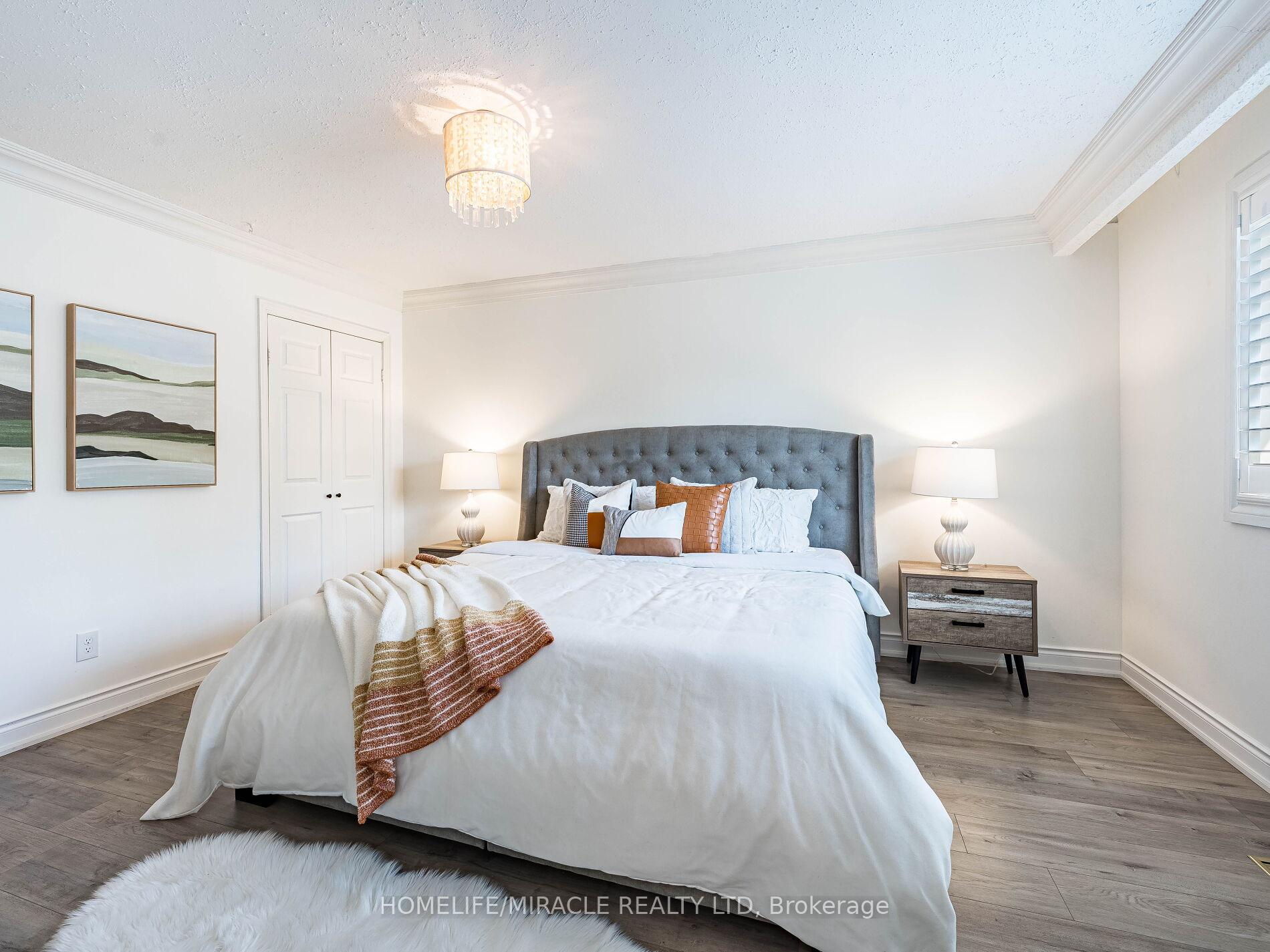 Photo 9 of 7 Chapais Crescent, Scarborough, Centennial Scarborough — HOMEH