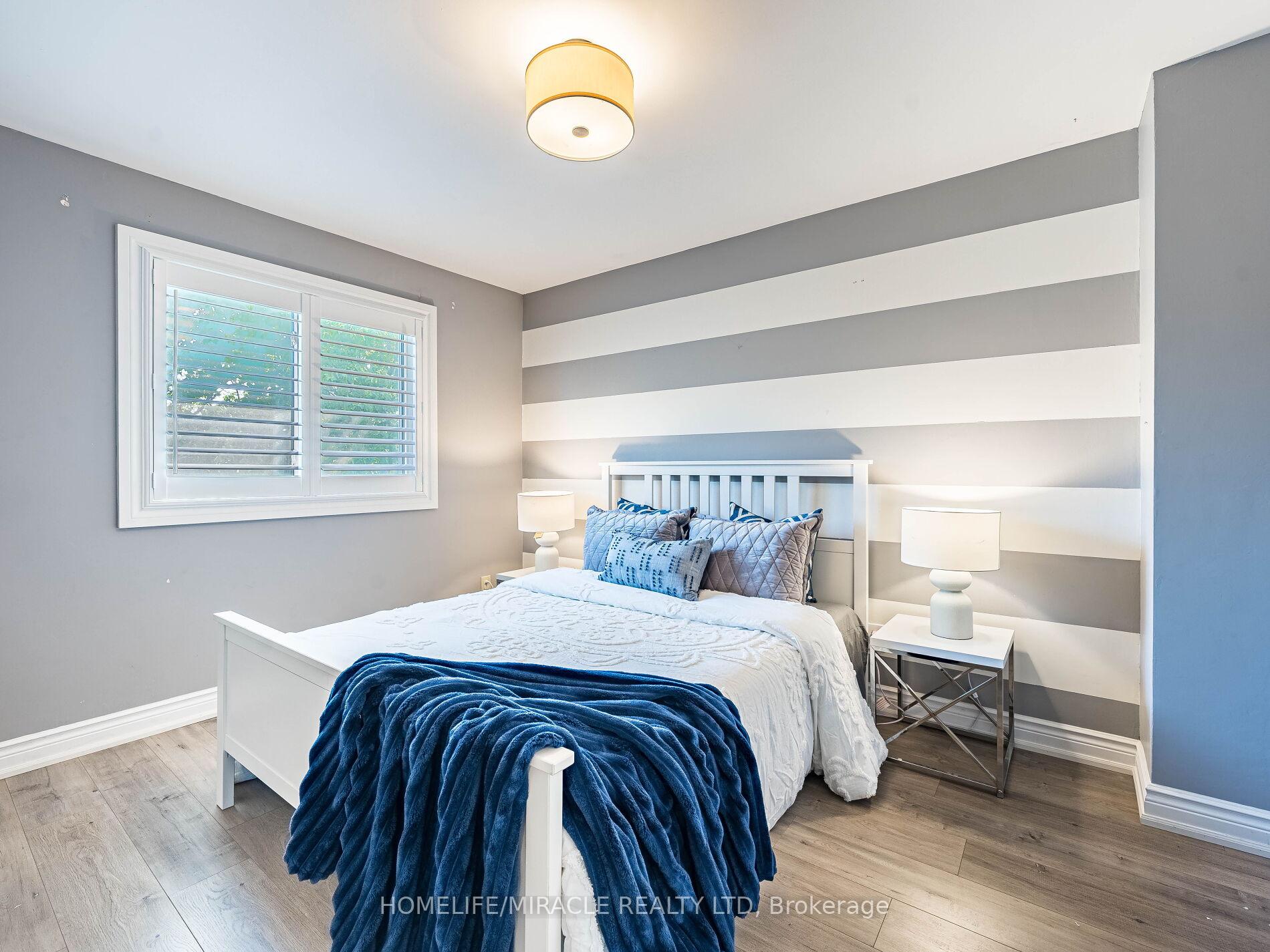Photo 12 of 7 Chapais Crescent, Scarborough, Centennial Scarborough — HOMEH