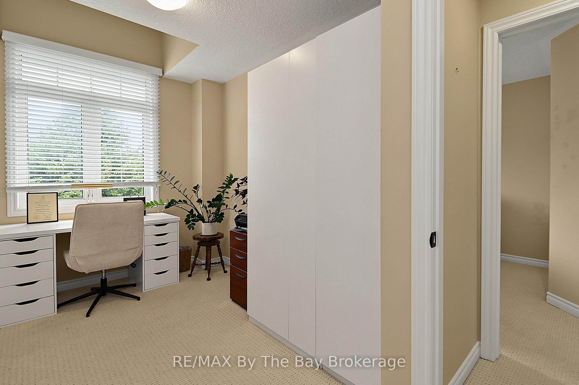 Photo 46 of 50 Silver Glen Boulevard, Collingwood — HOMEH