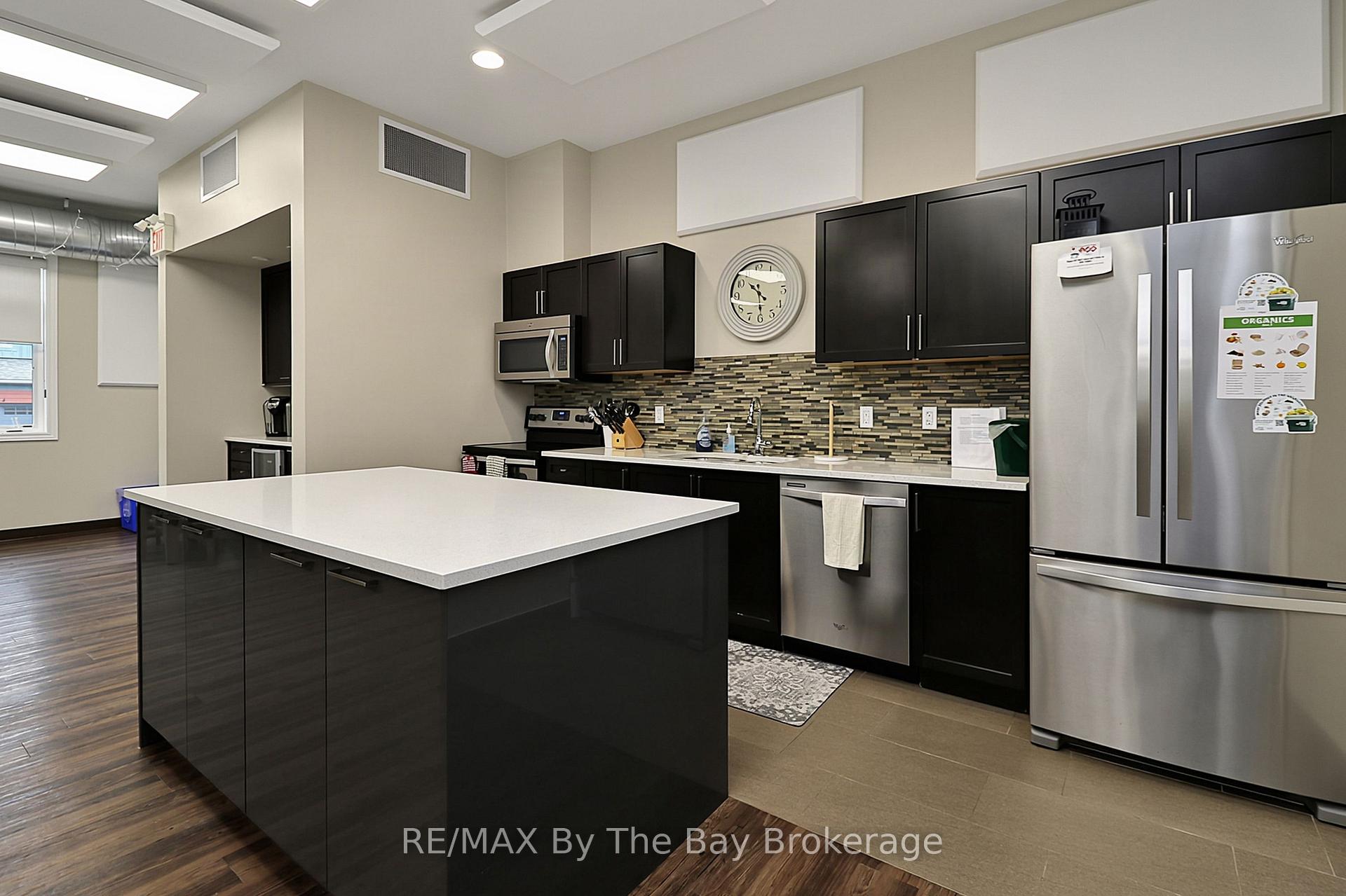 Photo 67 of 50 Silver Glen Boulevard, Collingwood — HOMEH