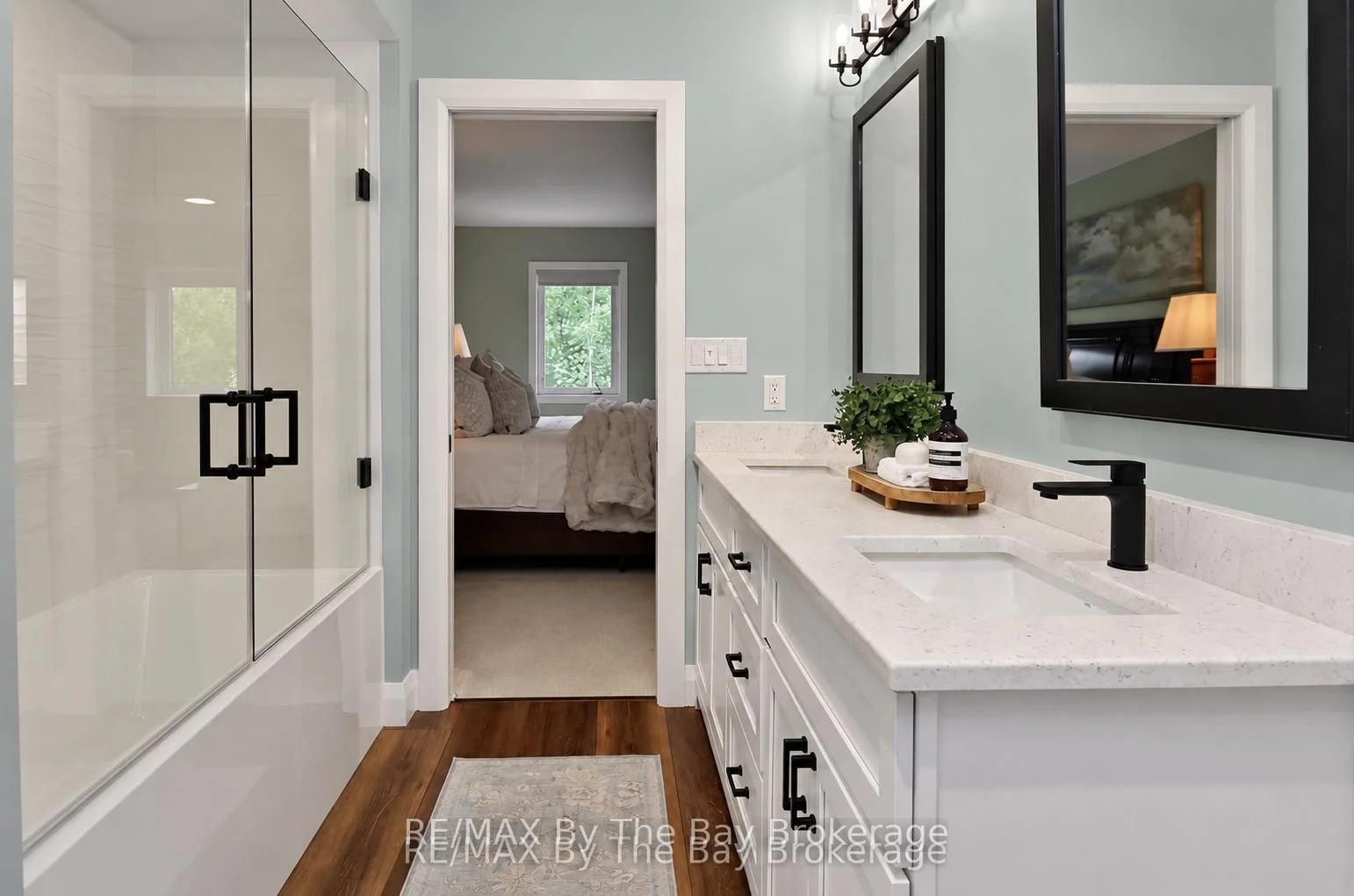 Photo 30 of 50 Silver Glen Boulevard, Collingwood — HOMEH