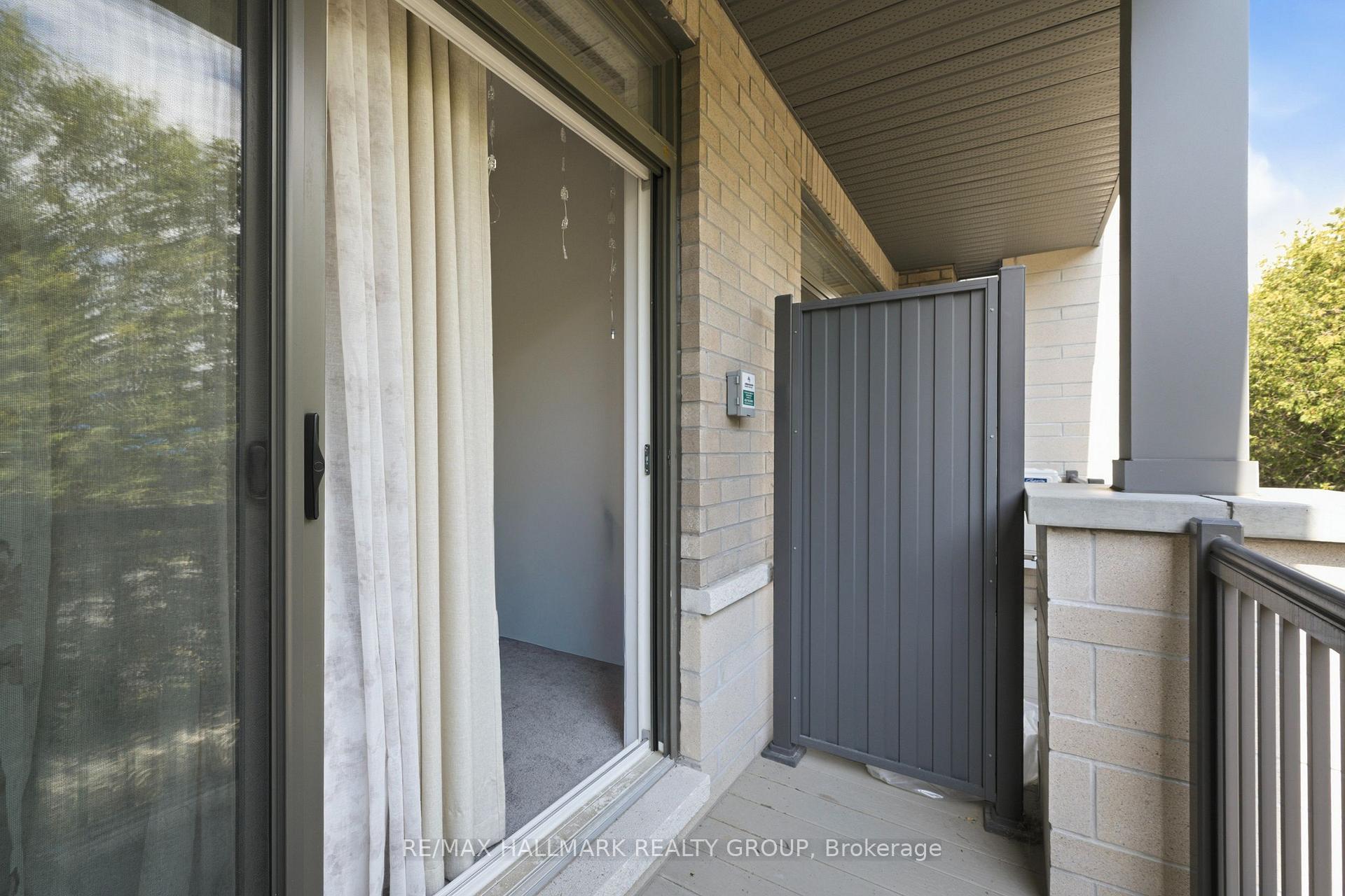 Photo 19 of 623 Silhouette Private, Ottawa, Barrhaven - Cedargrove/Fraserdale — HOMEH