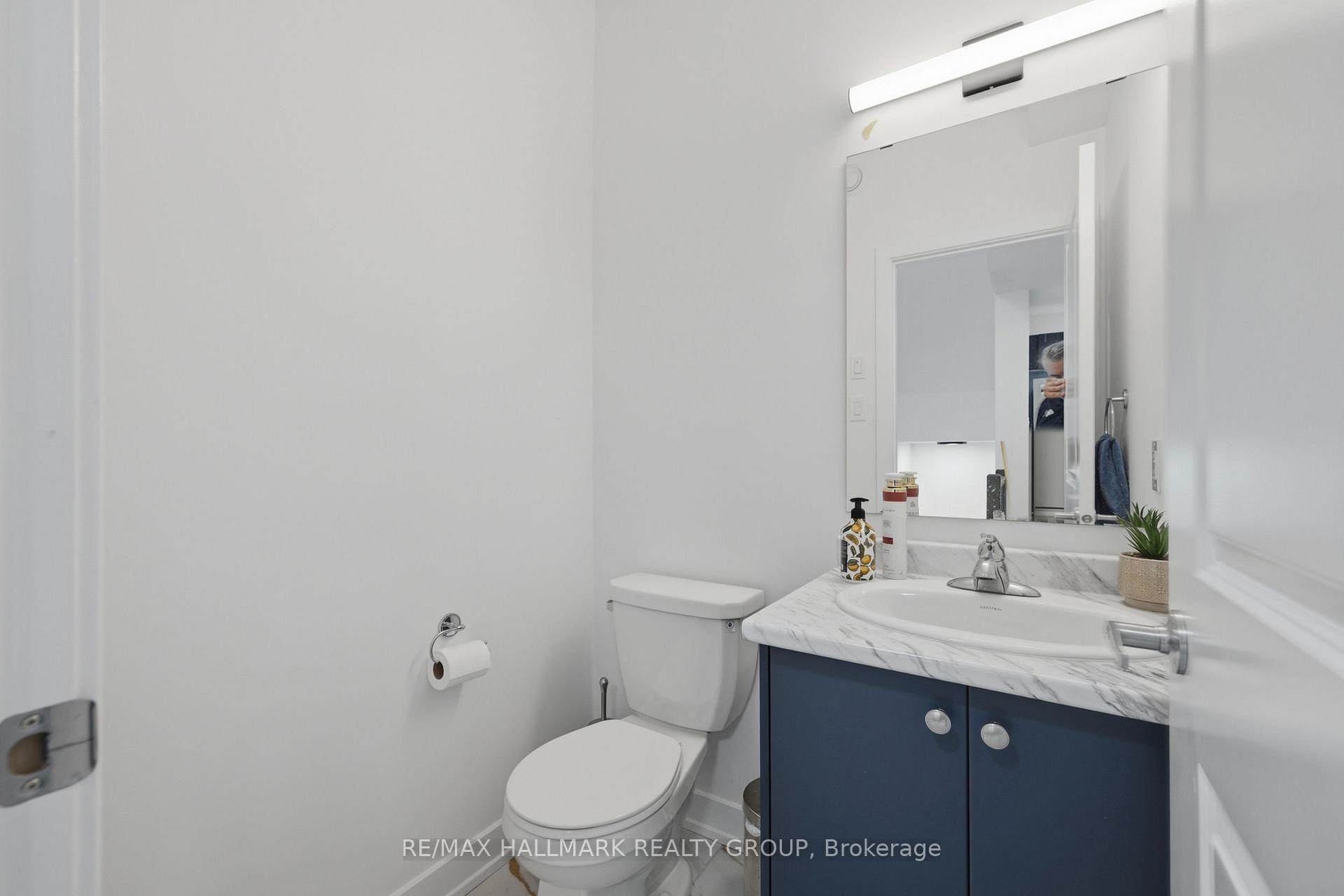 Photo 23 of 623 Silhouette Private, Ottawa, Barrhaven - Cedargrove/Fraserdale — HOMEH