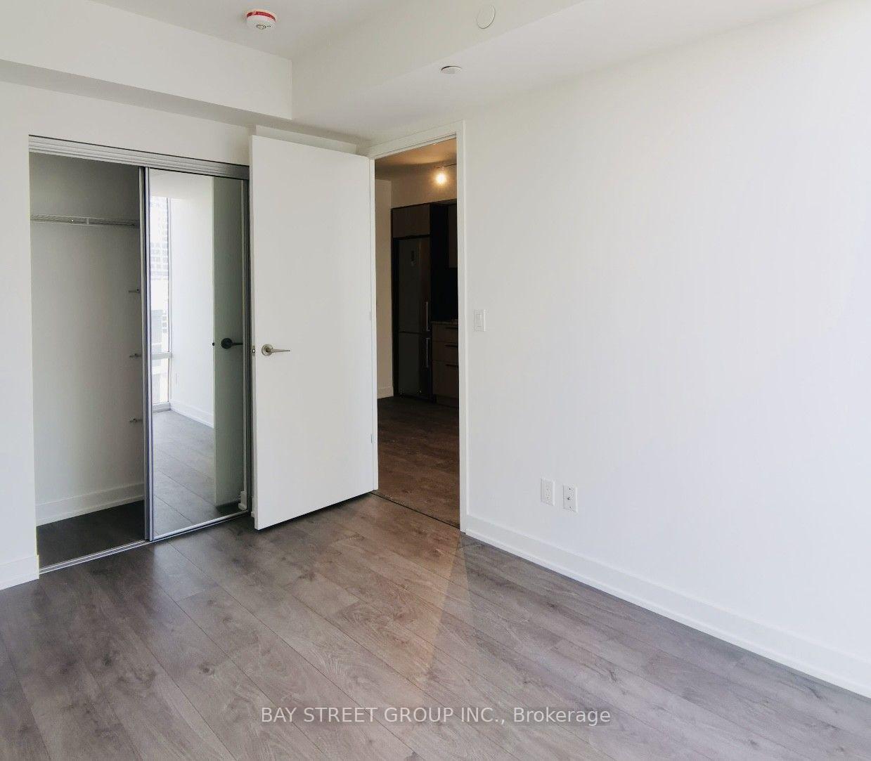 Photo 4 of Unit 3, 501 Yonge Street, Toronto, Church-Yonge Corridor — HOMEH