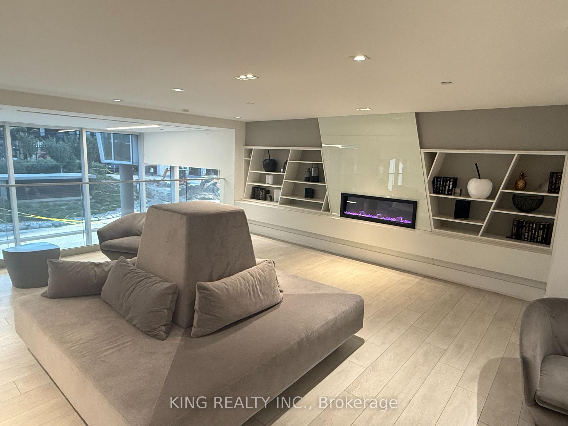 Photo 9 of Unit 1110, 2916 Highway 7 Road, Vaughan, Concord — HOMEH