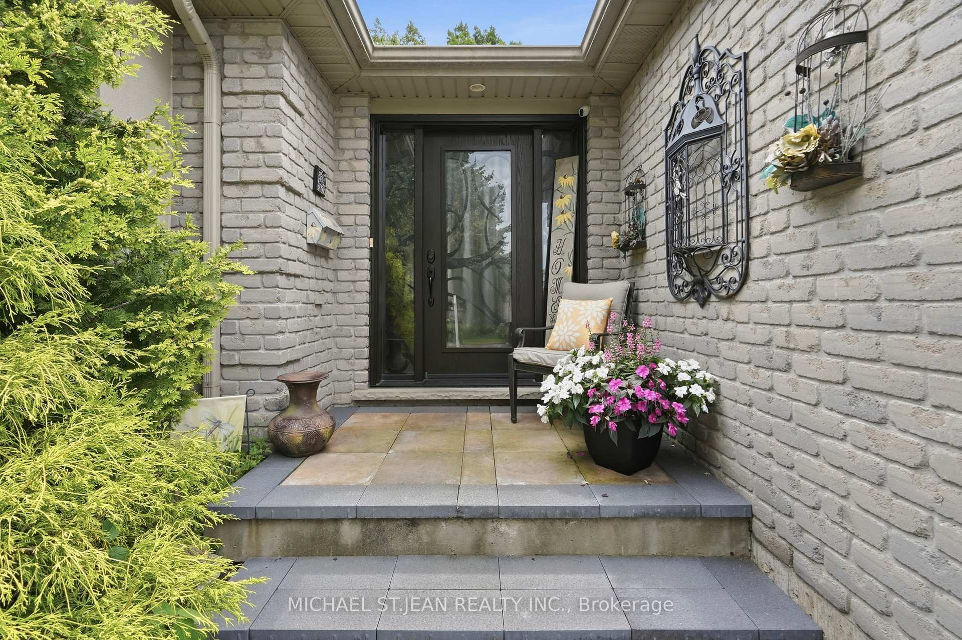 Photo 5 of 34 Brooklyn Avenue, Brantford, Lion's Park — HOMEH