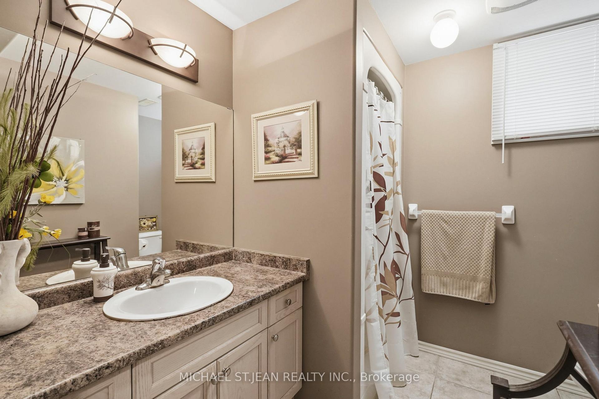 Photo 30 of 34 Brooklyn Avenue, Brantford, Lion's Park — HOMEH