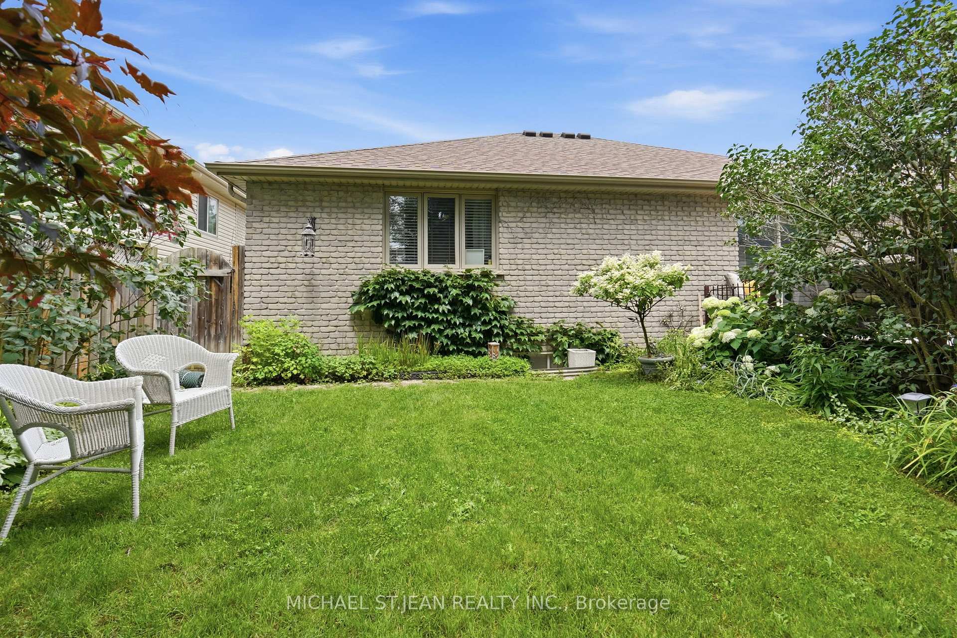Photo 39 of 34 Brooklyn Avenue, Brantford, Lion's Park — HOMEH