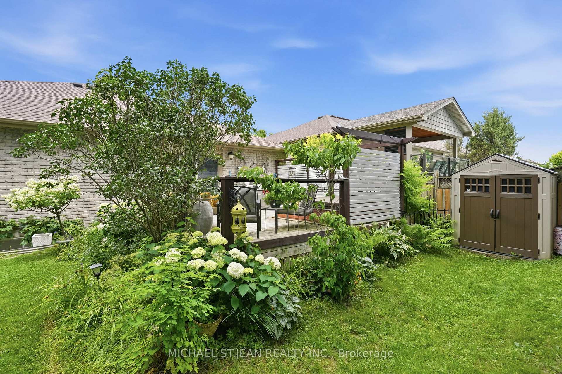 Photo 42 of 34 Brooklyn Avenue, Brantford, Lion's Park — HOMEH