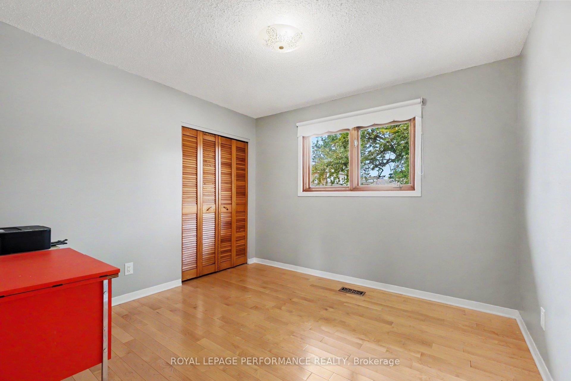 Photo 21 of 1599 Maxime Street, Ottawa, Pineview — HOMEH