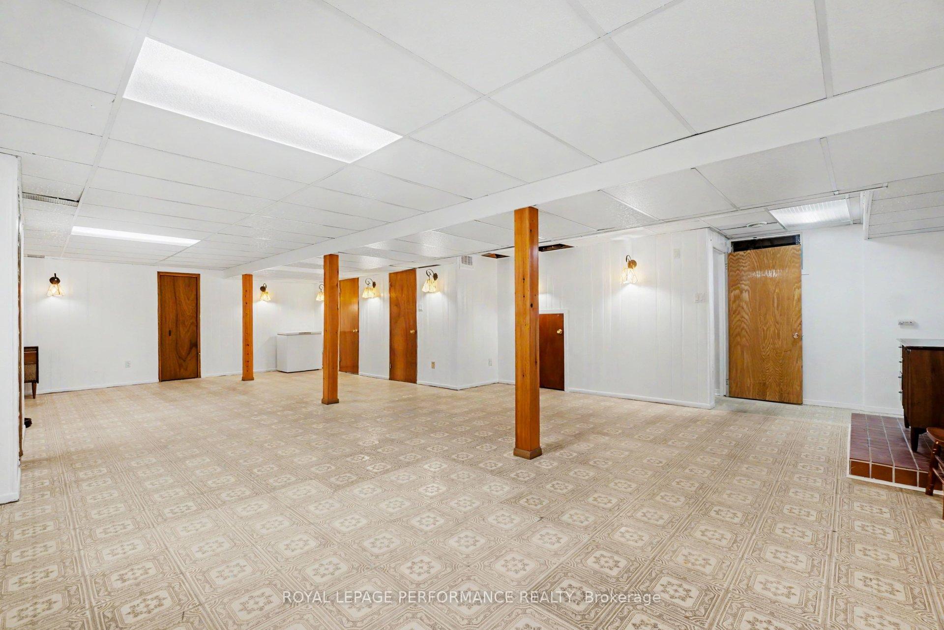 Photo 25 of 1599 Maxime Street, Ottawa, Pineview — HOMEH