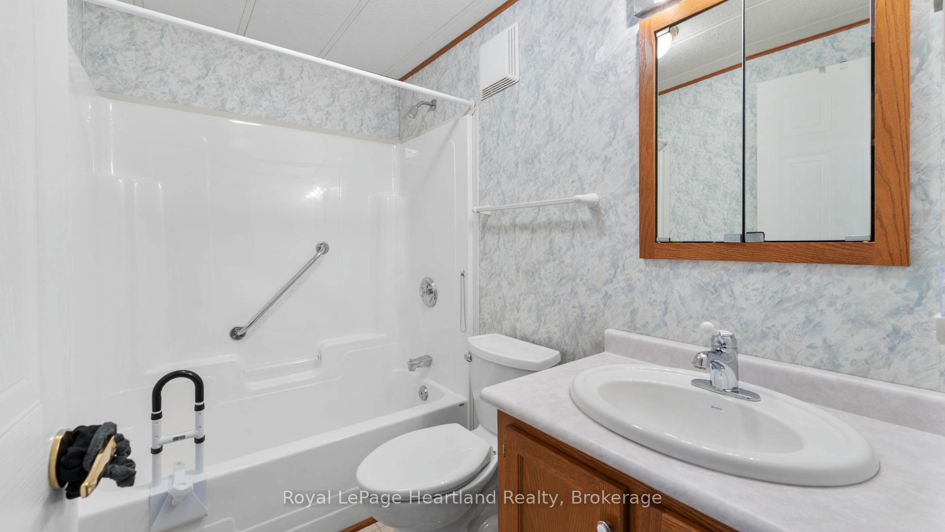 Photo 11 of 65 Cherokee Lane, Ashfield-Colborne-Wawanosh, Colborne — HOMEH