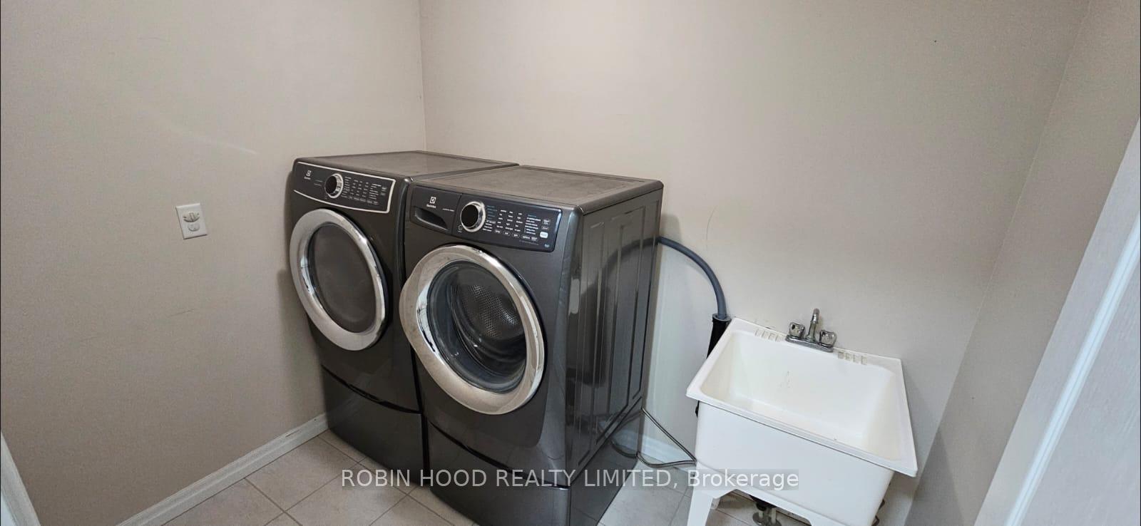 Photo 13 of Unit 84, 84 Hardcastle Drive, Cambridge, Blair Road — HOMEH