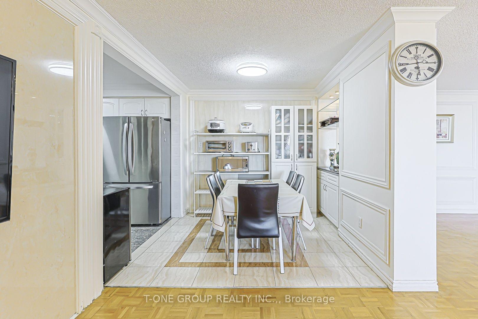 Photo 15 of Unit 901, 99 Cameron Street, Toronto, Kensington-Chinatown — HOMEH